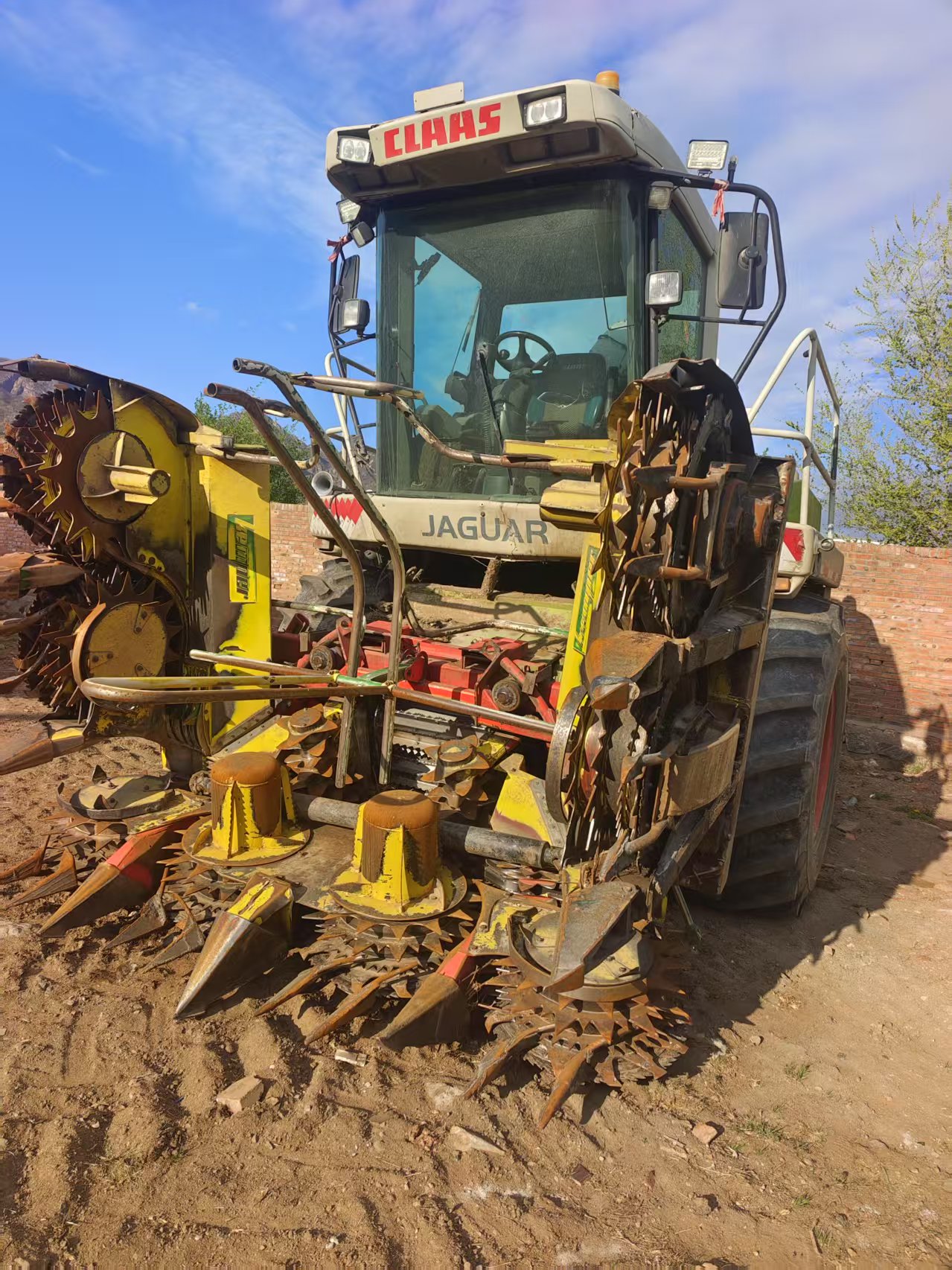 Claas Jaguar 900 forage harvester 2003 year model, 445KW