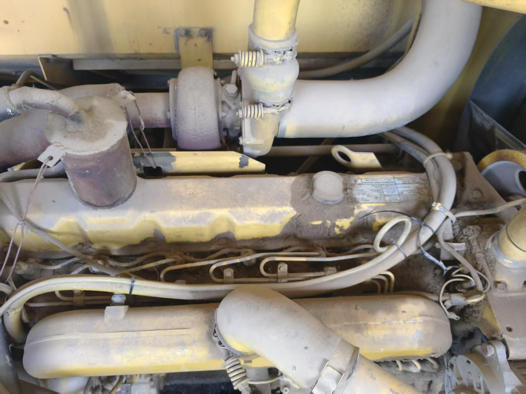 Newholland TR98 harvester in good condition for sale