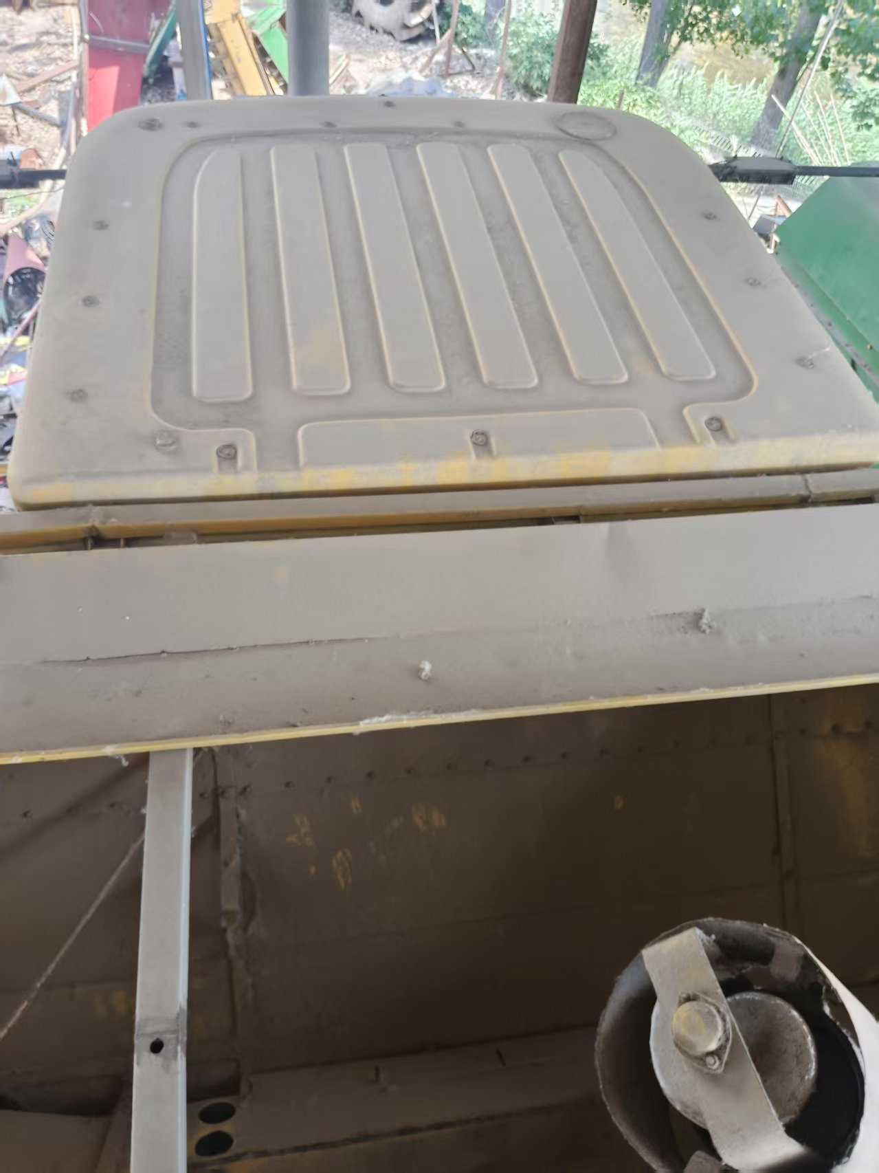 Newholland TR98 harvester in good condition for sale