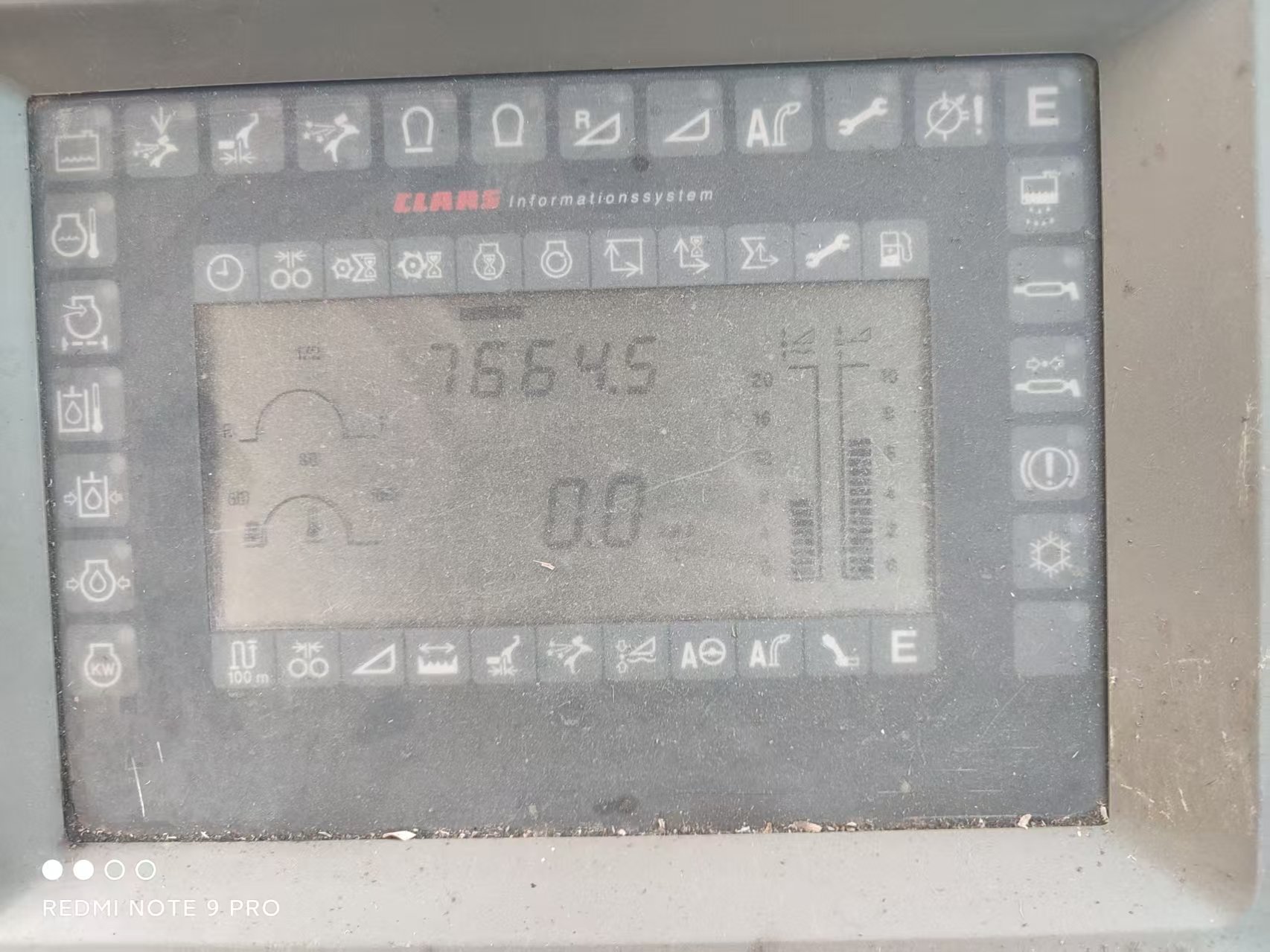 Claas 870, engine hours 7664, year 2006 with kemper 4500