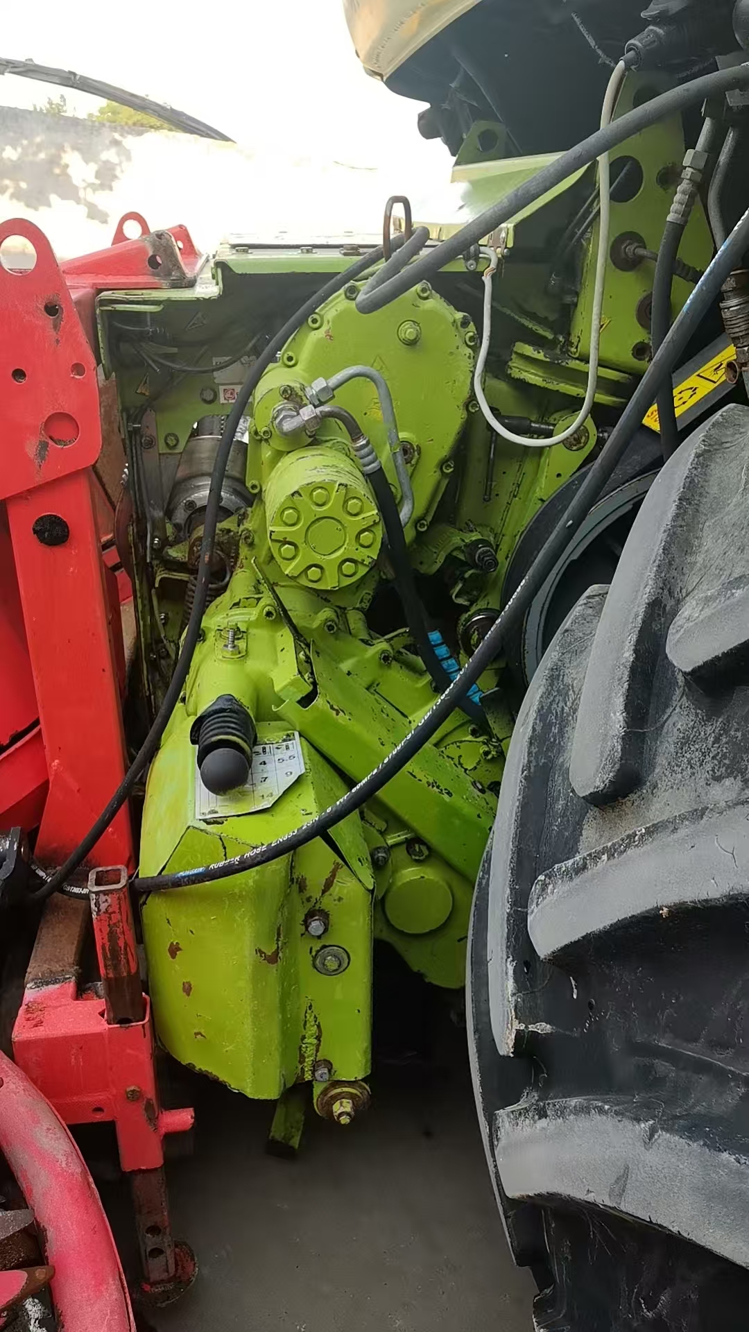 Claas 870, engine hours 7664, year 2006 with kemper 4500