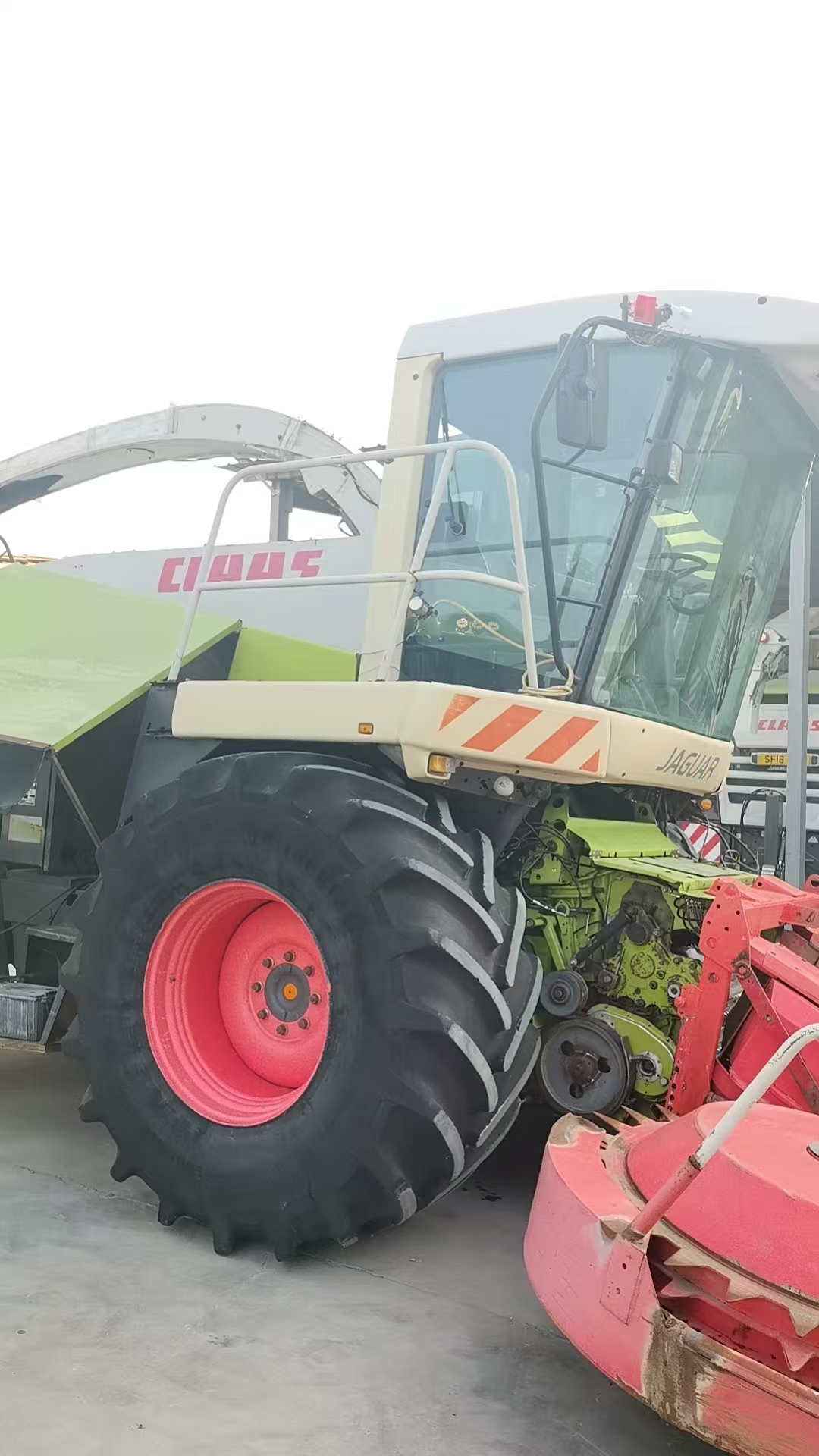 Claas 870, engine hours 7664, year 2006 with kemper 4500