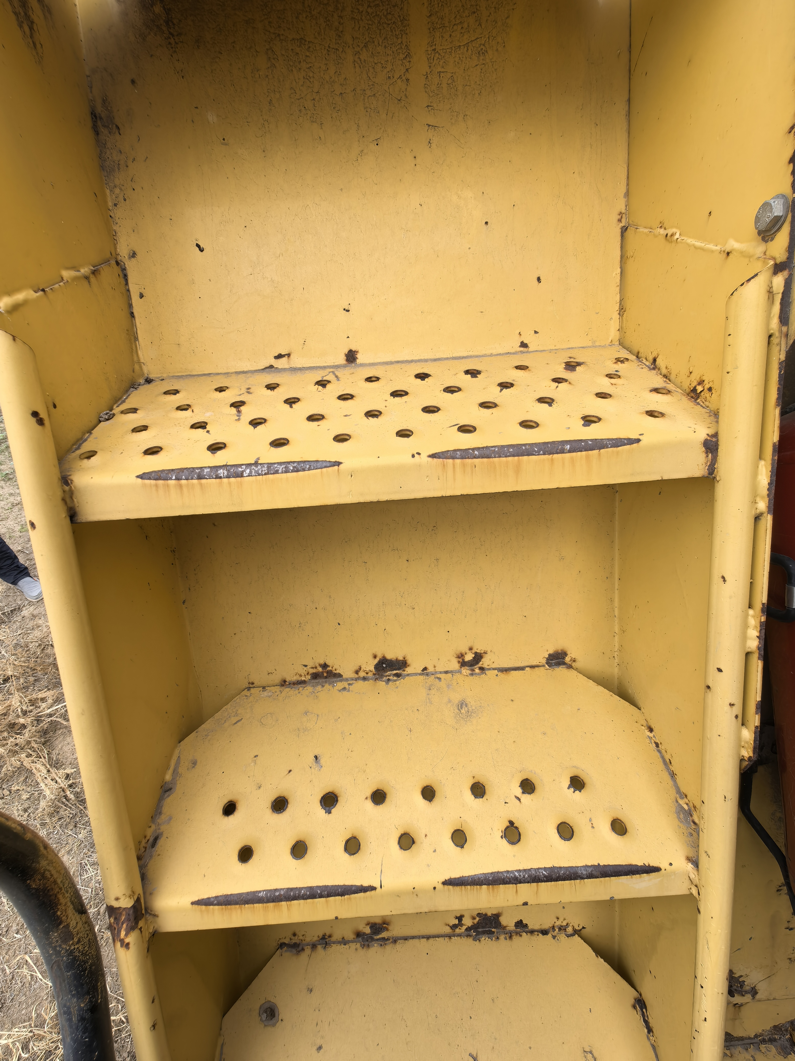 NewHolland Fx48 Forage Harvester，KW342  Year 2001，4 Wheel Drive with kemper 4500