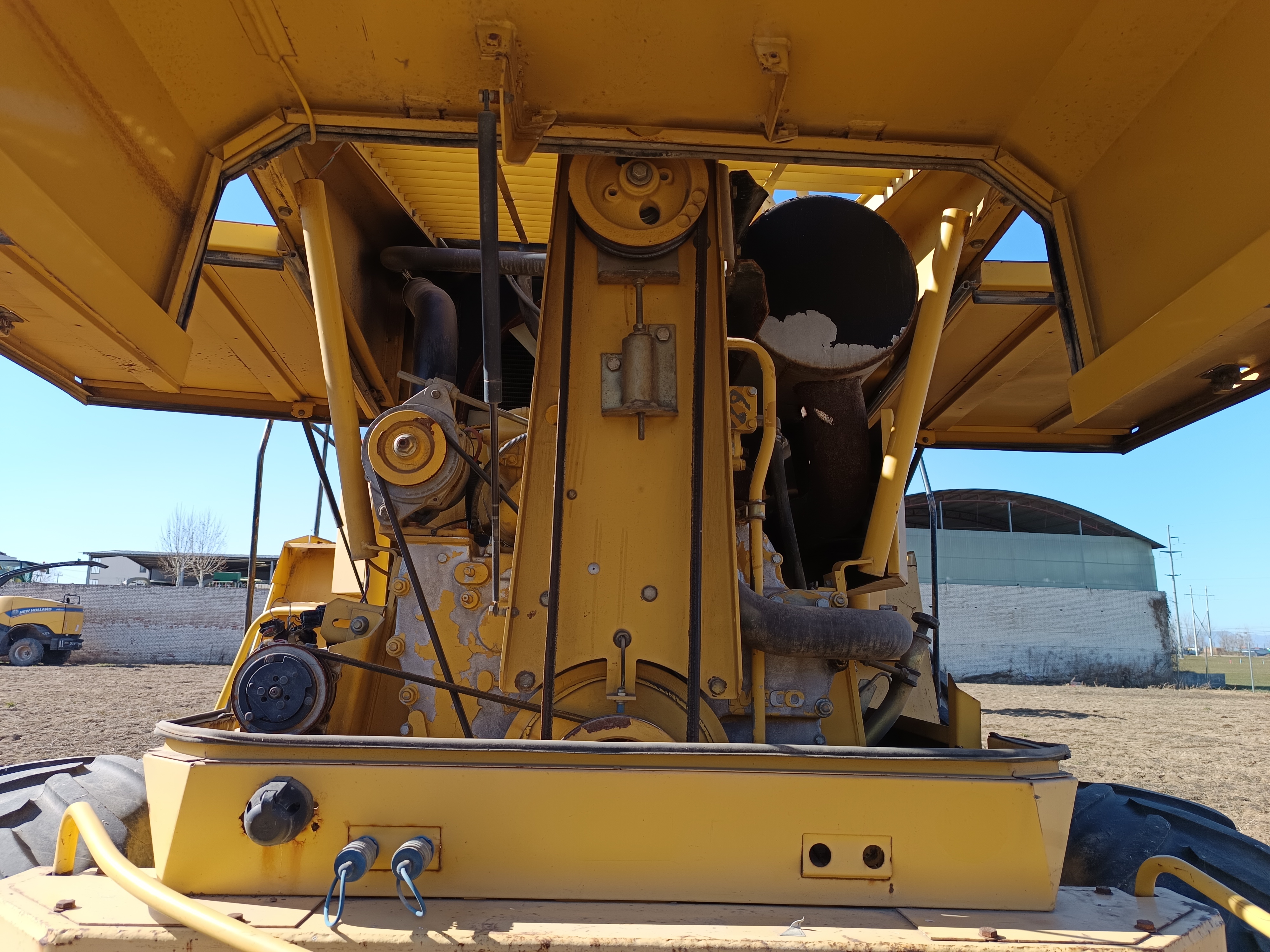 NewHolland Fx48 Forage Harvester，KW342  Year 2001，4 Wheel Drive with kemper 4500