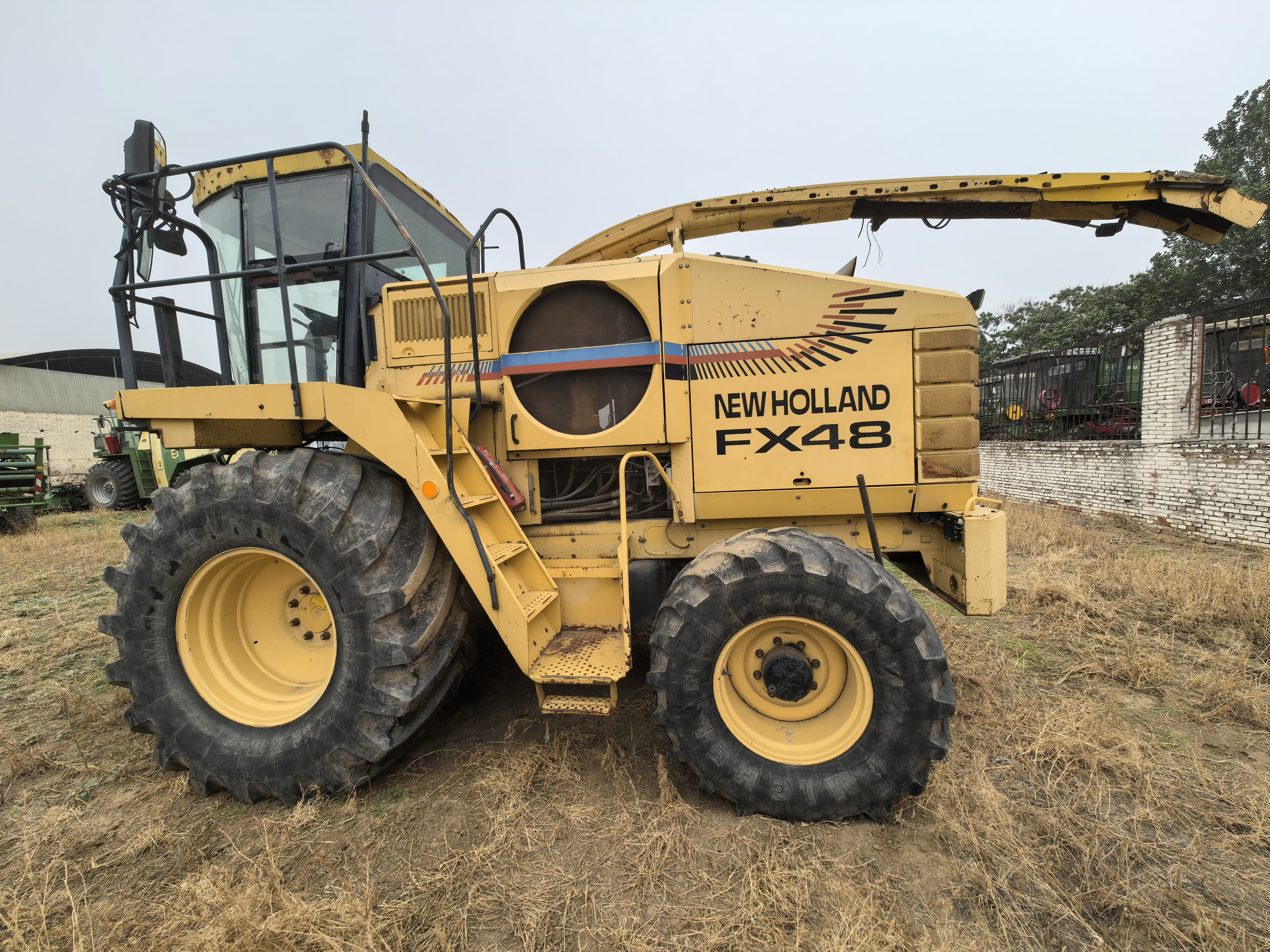 NewHolland Fx48 Forage Harvester，KW342  Year 2001，4 Wheel Drive with kemper 4500