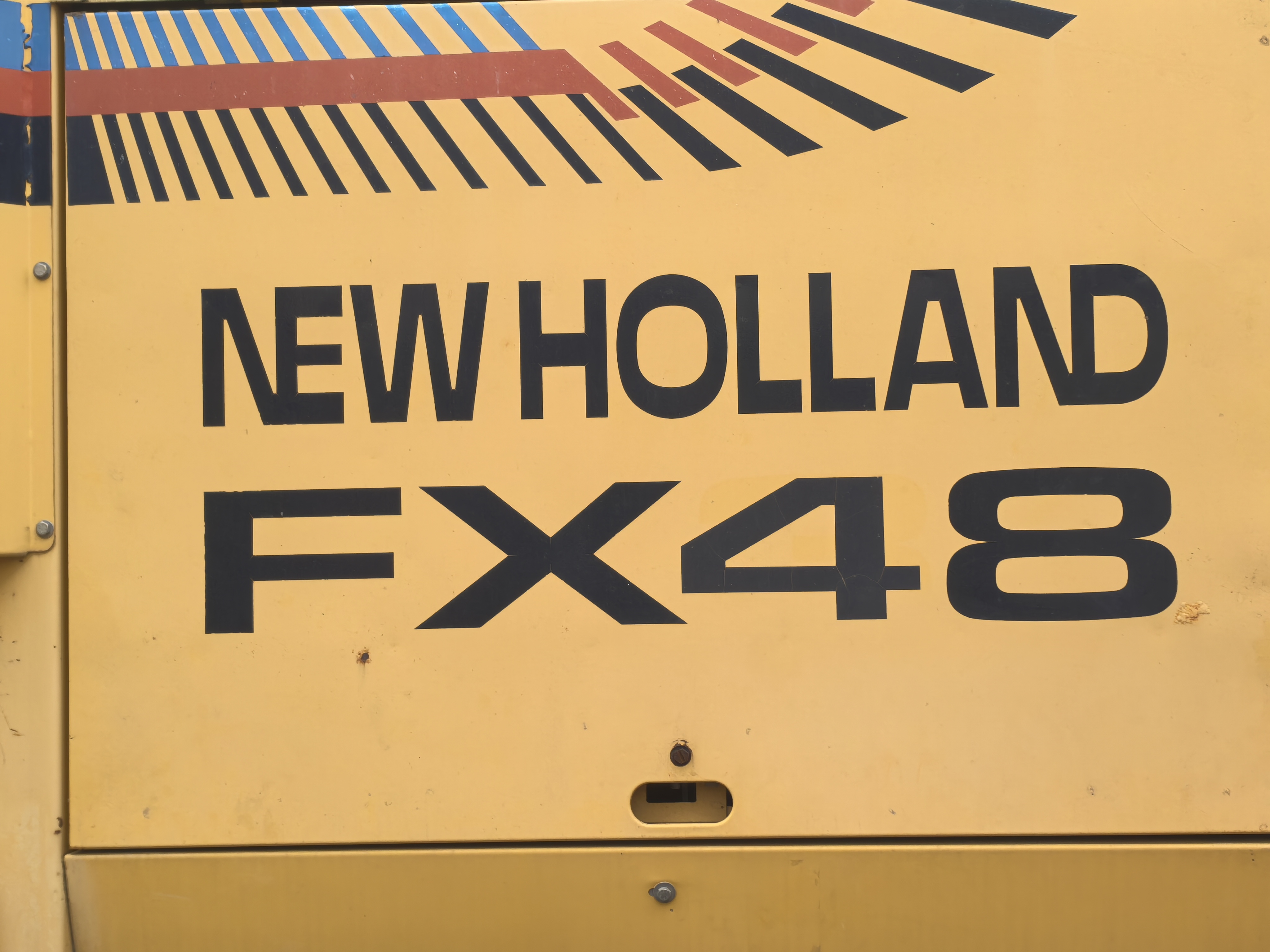 NewHolland Fx48 Forage Harvester，KW342  Year 2001，4 Wheel Drive with kemper 4500