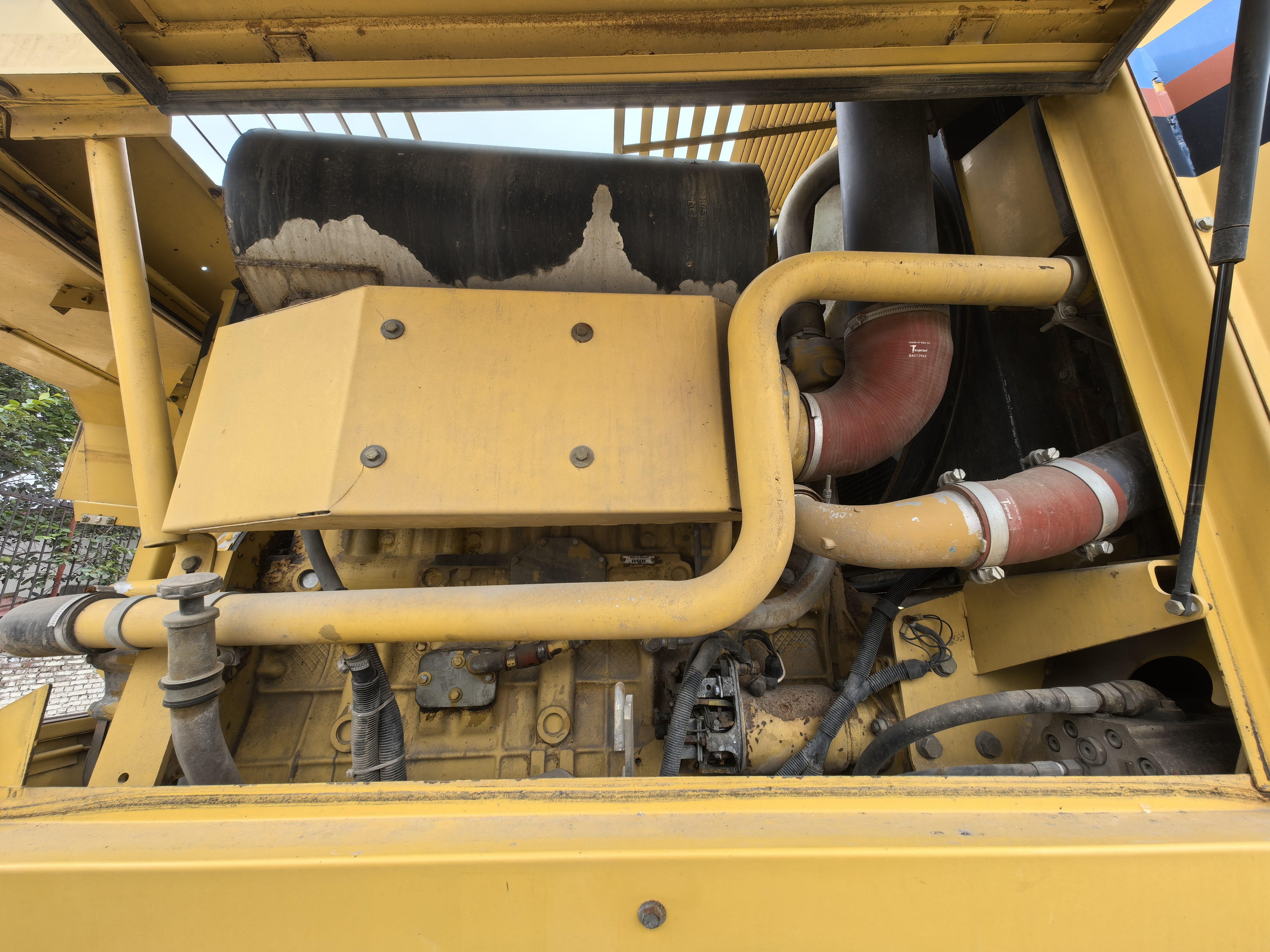 NewHolland Fx48 Forage Harvester，KW342  Year 2001，4 Wheel Drive with kemper 4500