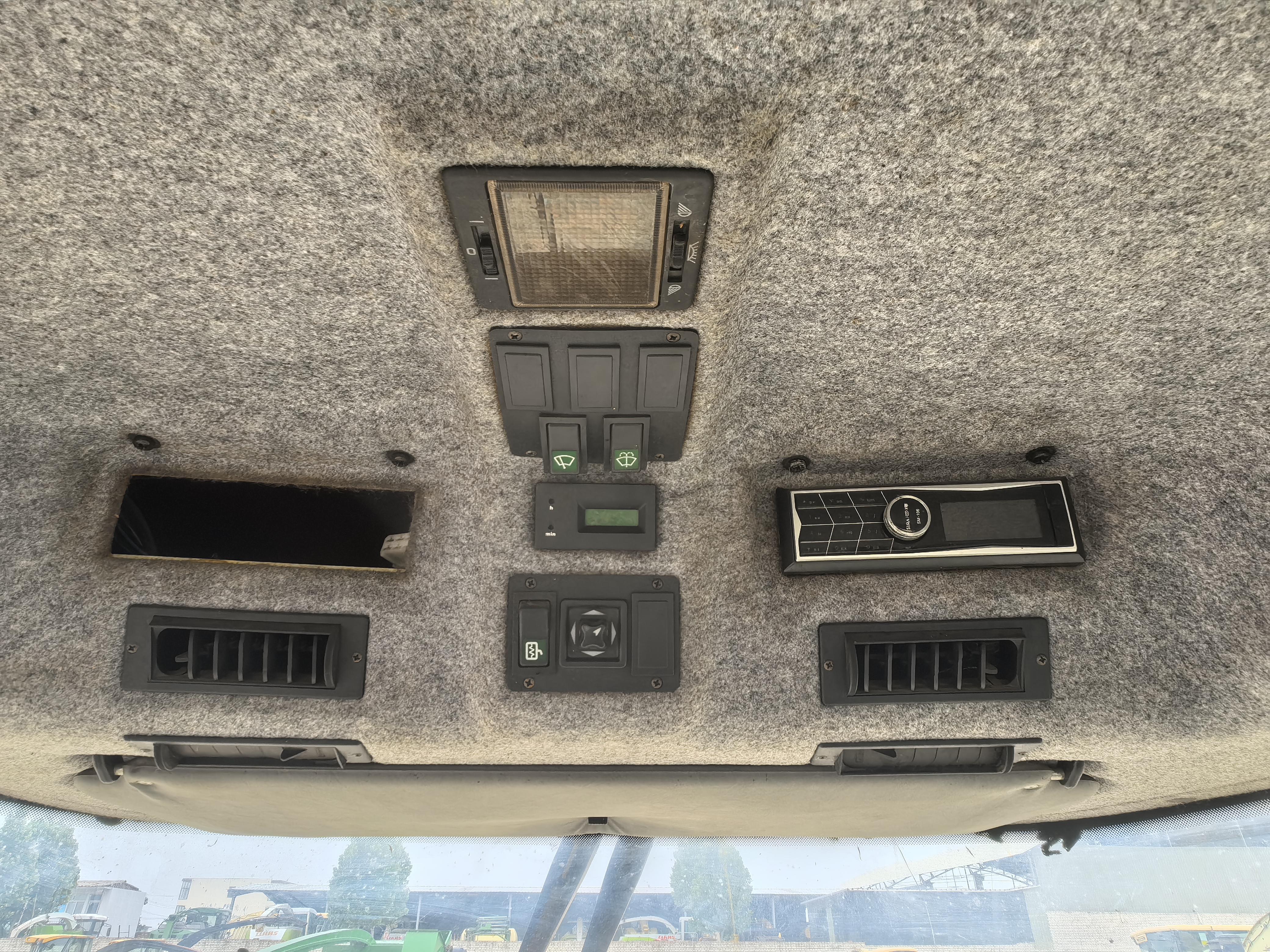 NewHolland Fx48 Forage Harvester，KW342  Year 2001，4 Wheel Drive with kemper 4500