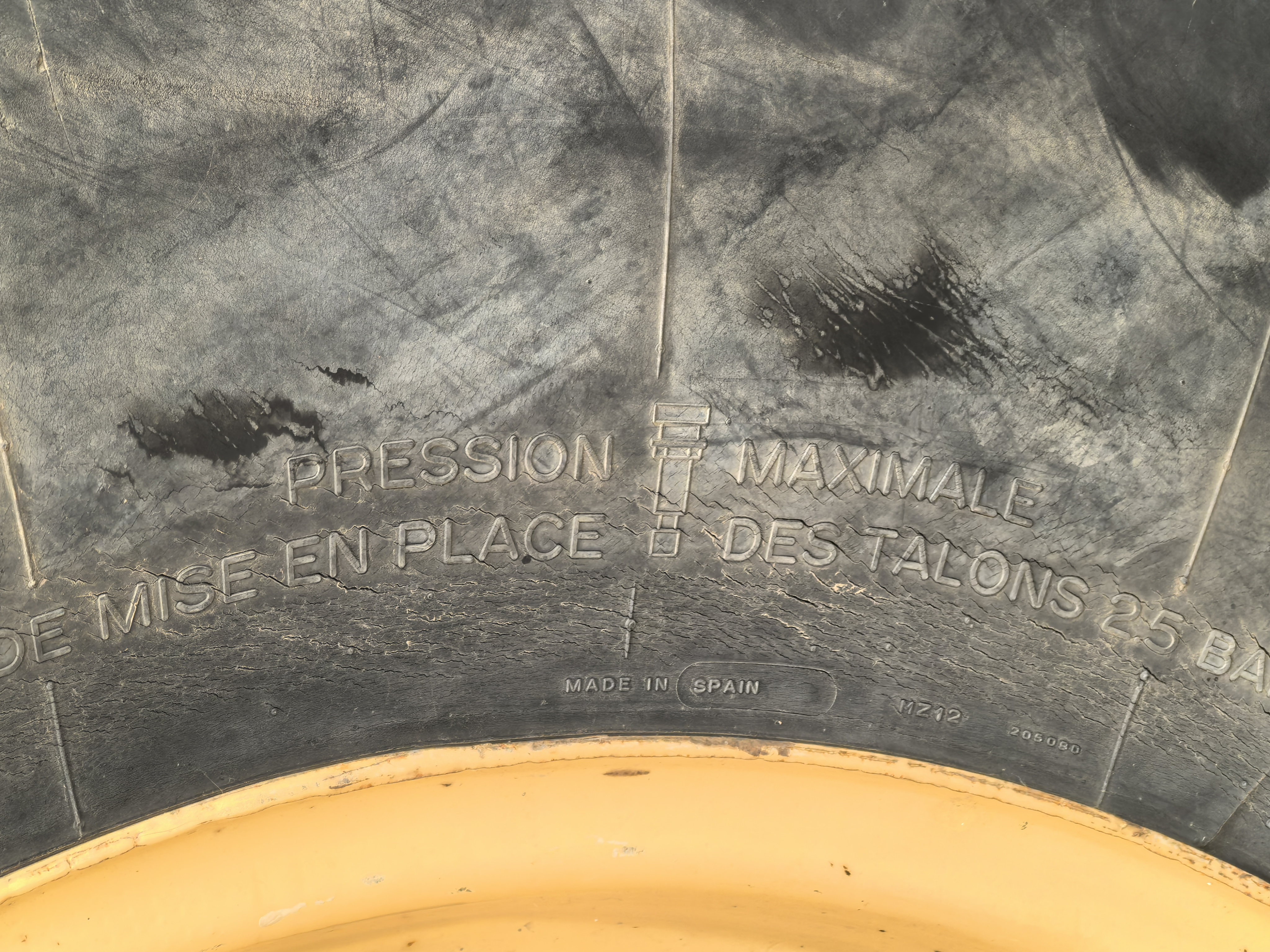 NewHolland Fx48 Forage Harvester，KW342  Year 2001，4 Wheel Drive with kemper 4500