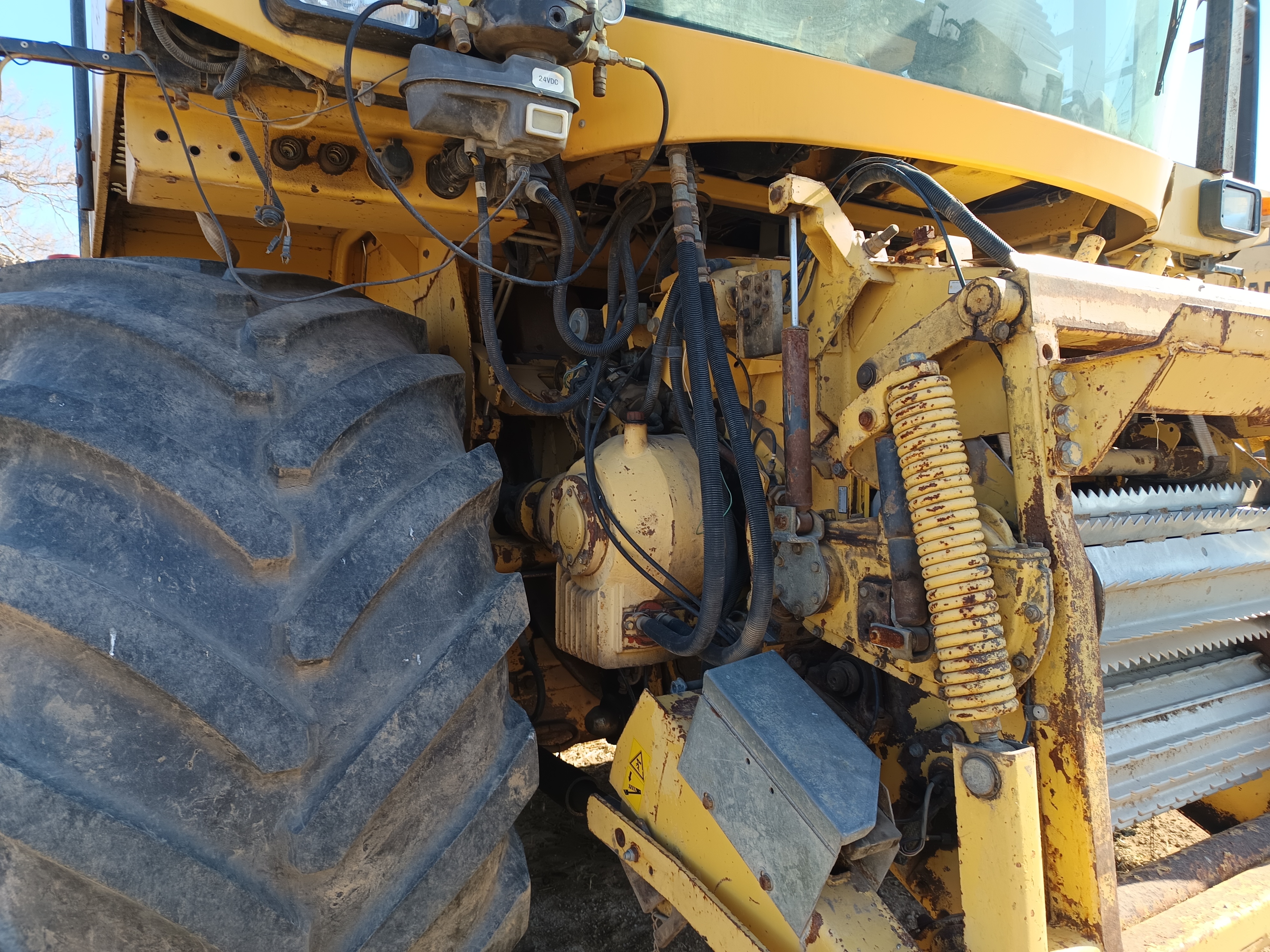 NewHolland Fx48 Forage Harvester，KW342  Year 2001，4 Wheel Drive with kemper 4500