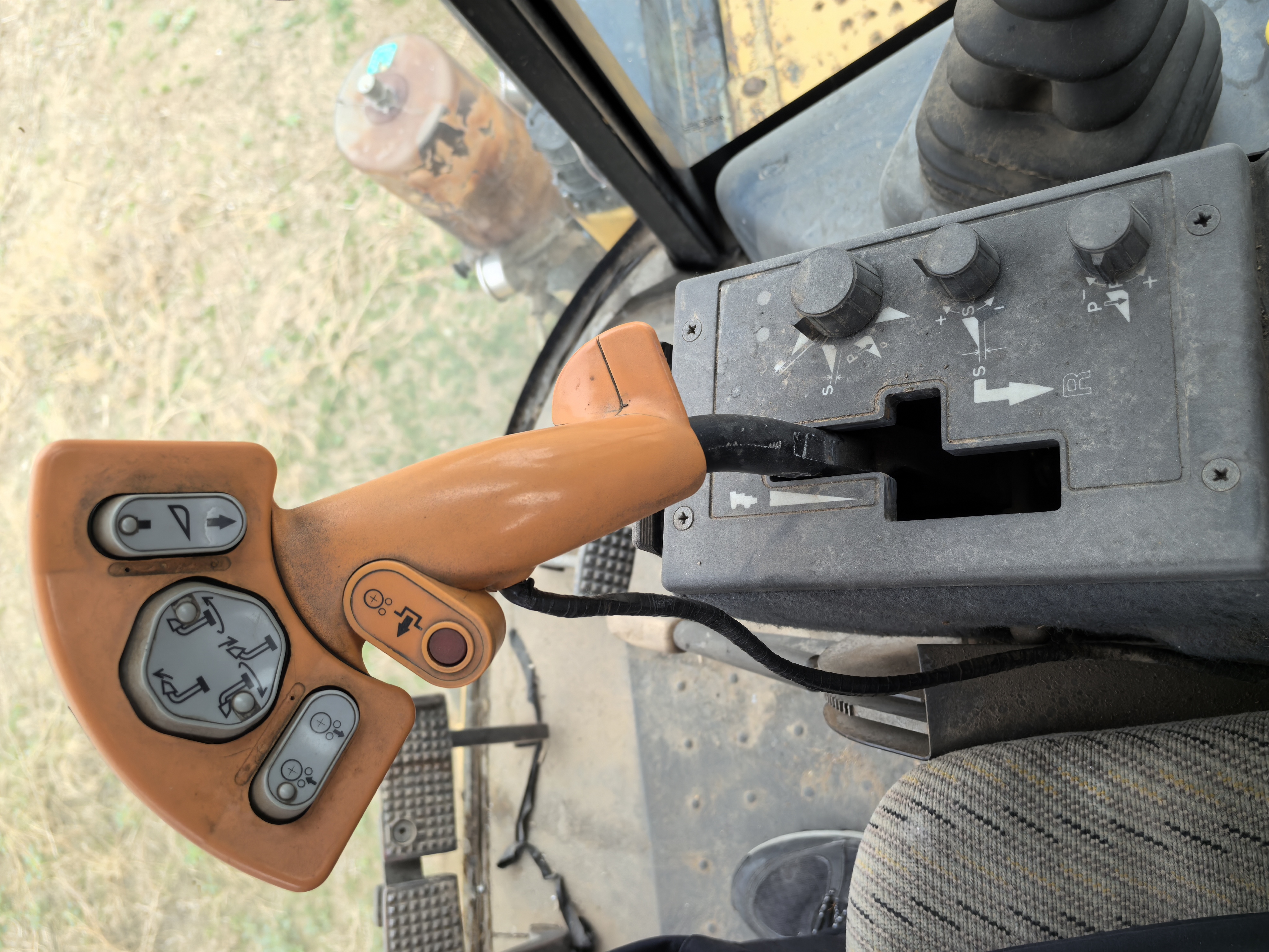 NewHolland Fx48 Forage Harvester，KW342  Year 2001，4 Wheel Drive with kemper 4500