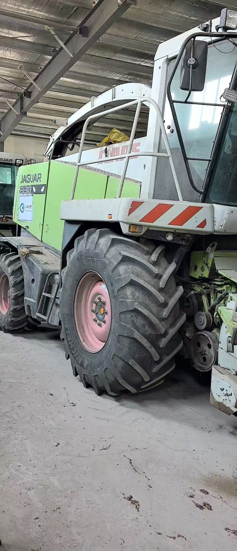 Claas Jaguar 850 with 2232 hours of drum,  303 KW, ready for field work, we can offer dozens of them