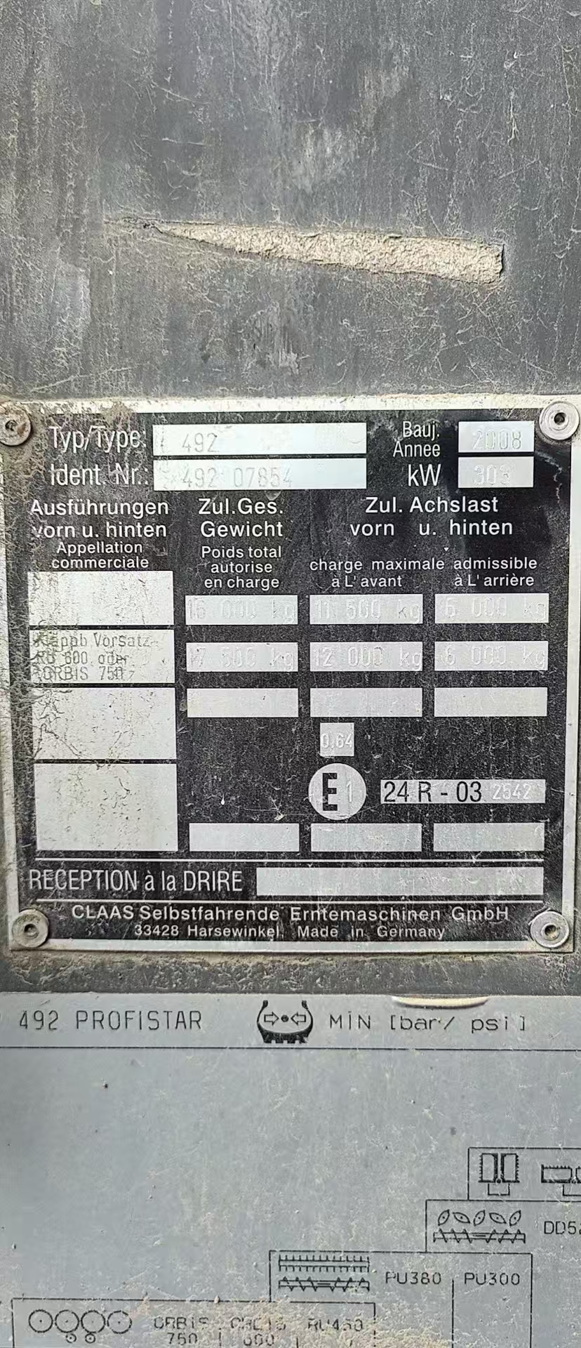 Claas Jaguar 850 with 2232 hours of drum,  303 KW, ready for field work, we can offer dozens of them