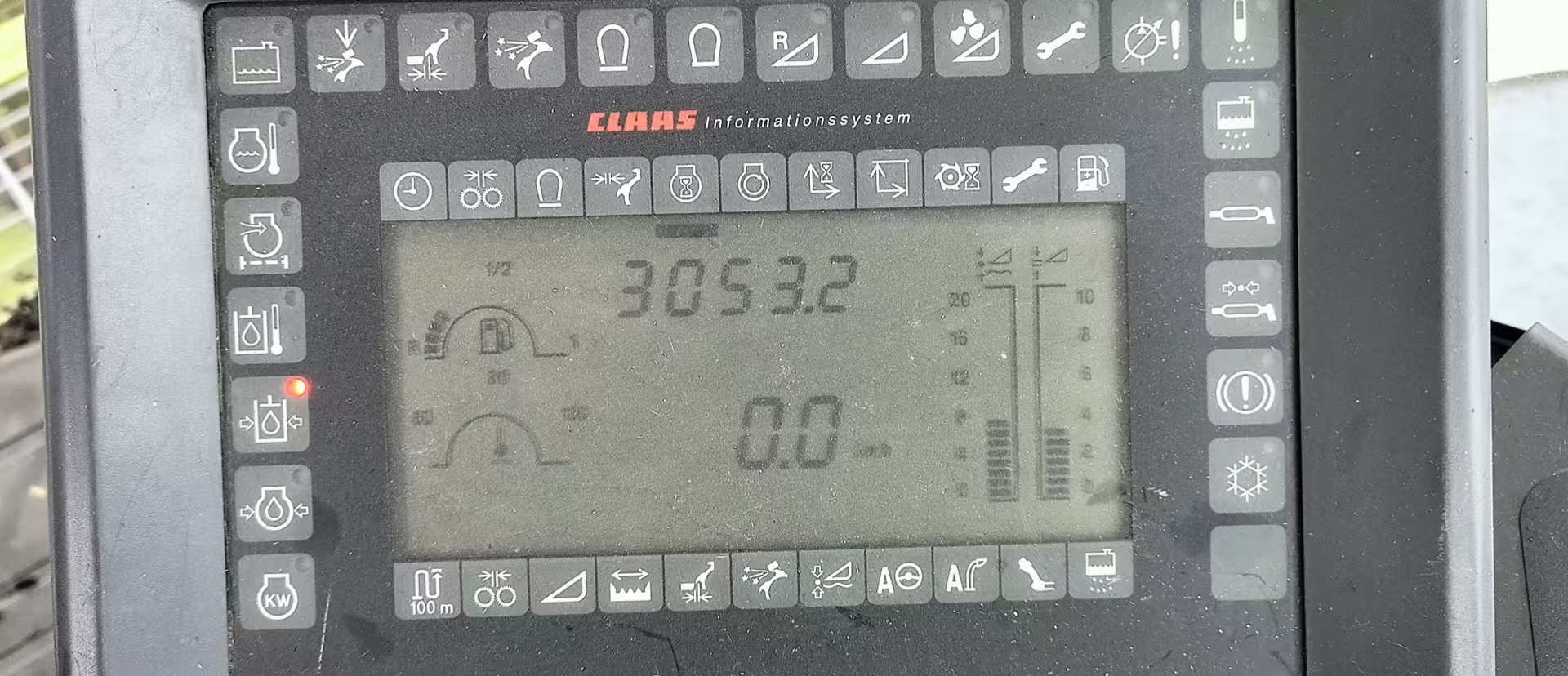 Claas Jaguar 850 with 2232 hours of drum,  303 KW, ready for field work, we can offer dozens of them