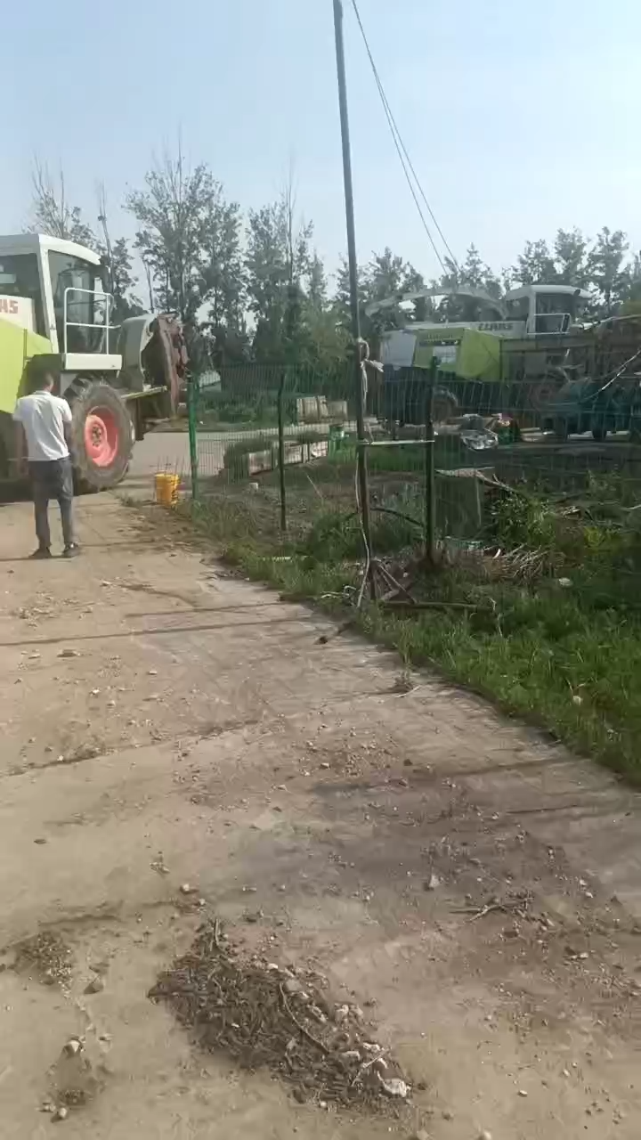 Claas Jaguar 850 with 2232 hours of drum,  303 KW, ready for field work, we can offer dozens of them