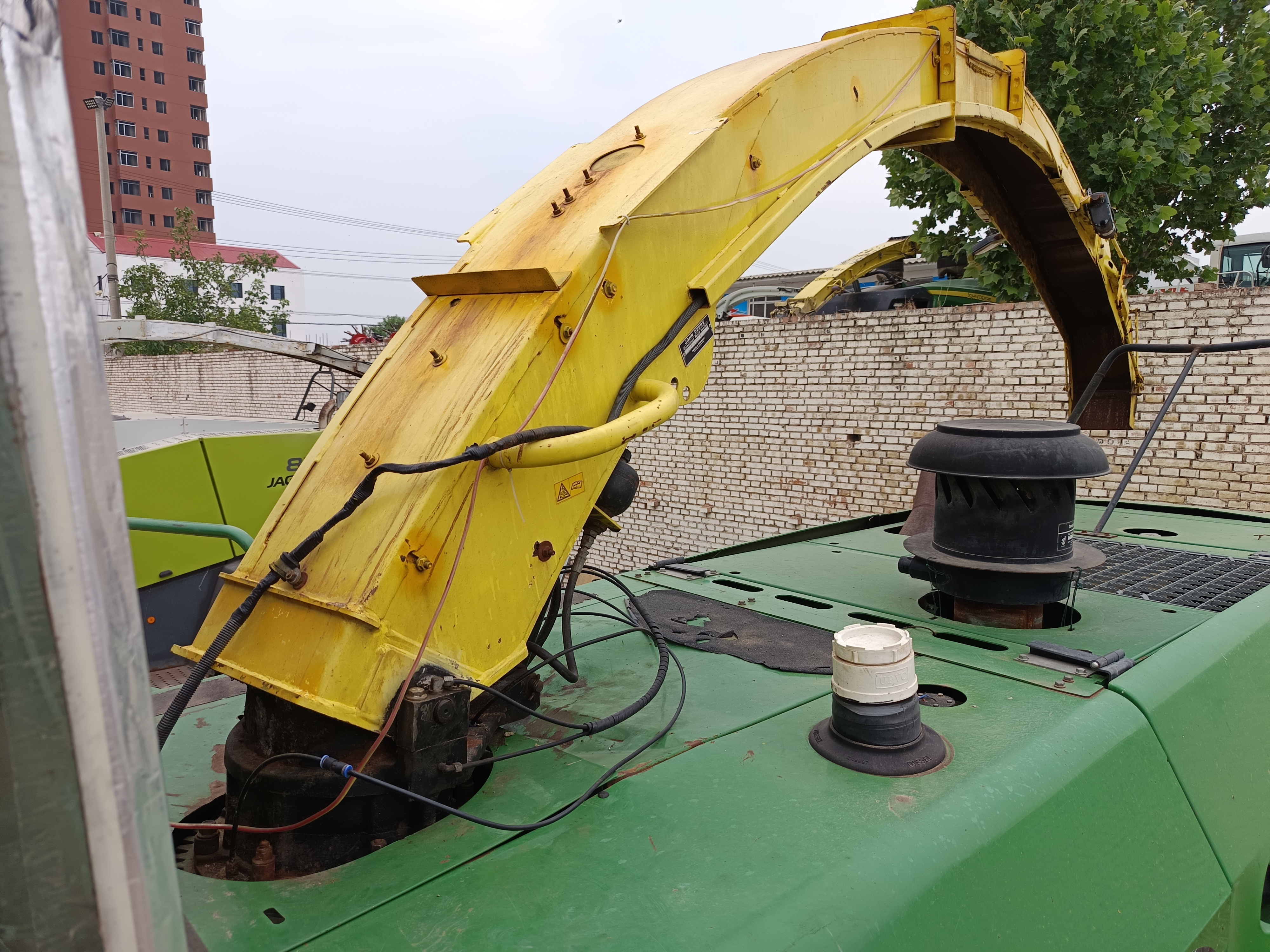 John Deere Forage Haverster 7180, Year 2014， KW 281