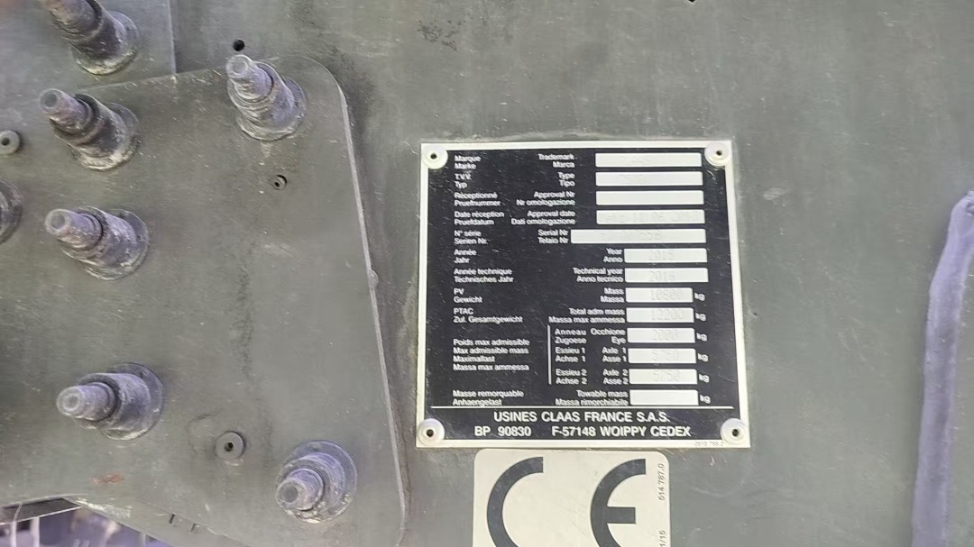 Claas 3300 baler, made in 2015, registered in 2016