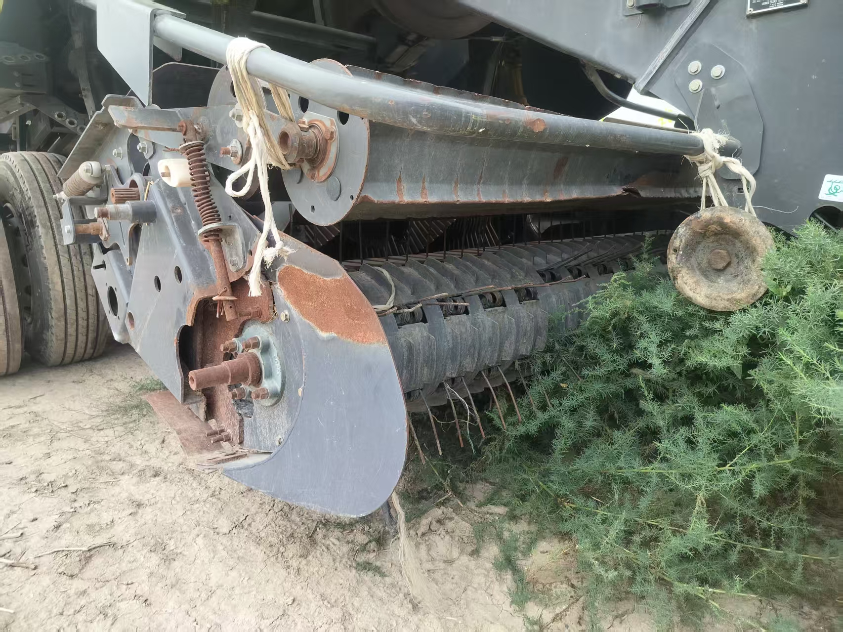 Claas 3300 baler, made in 2015, registered in 2016