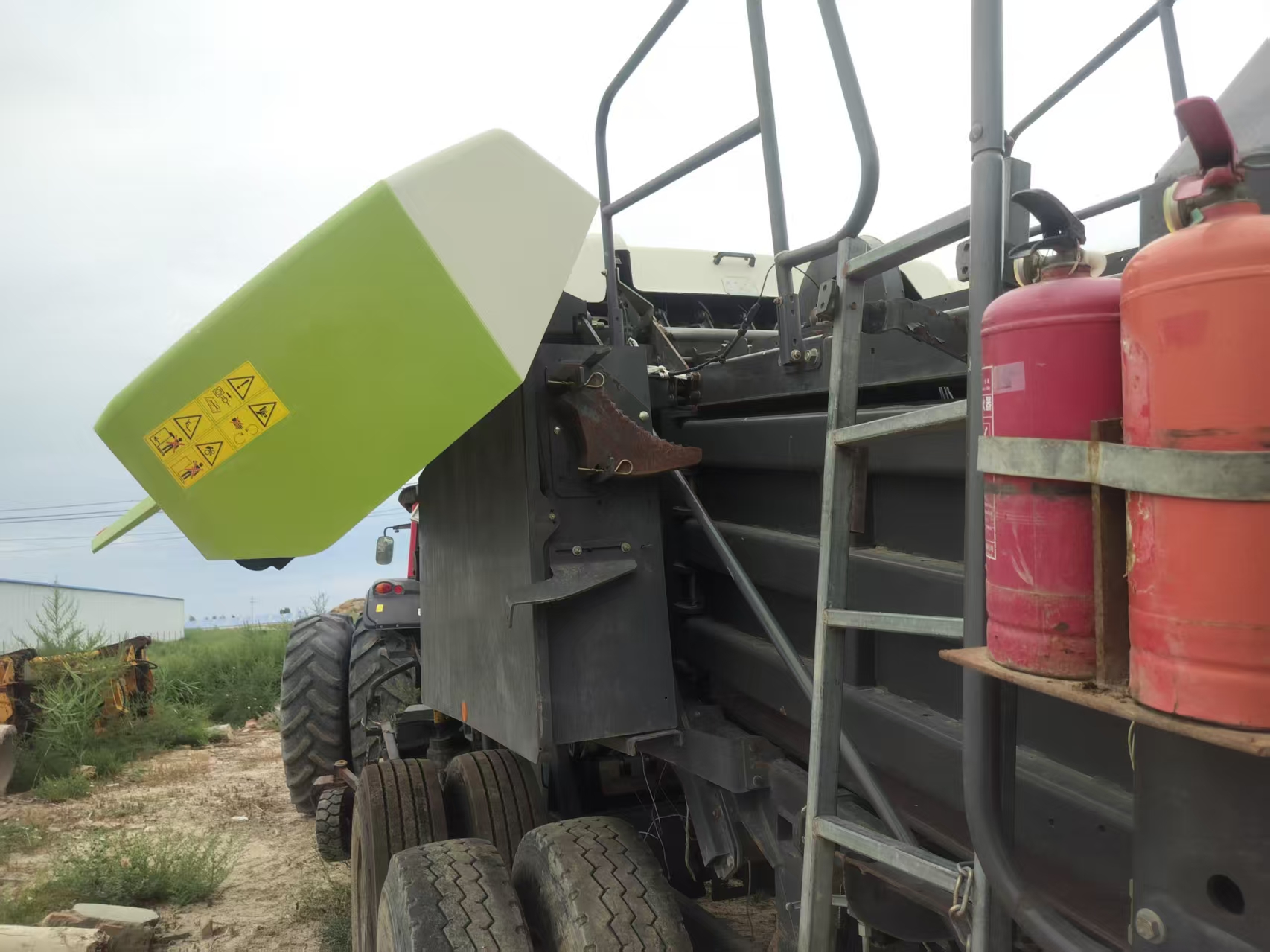 Claas 3300 baler, made in 2015, registered in 2016