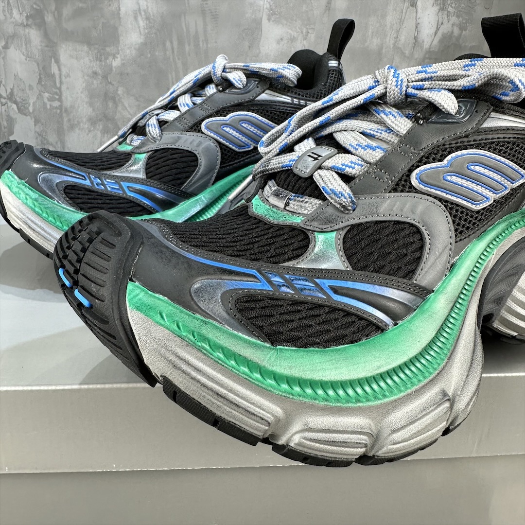 BALENCIAGA 10XL Sneakers