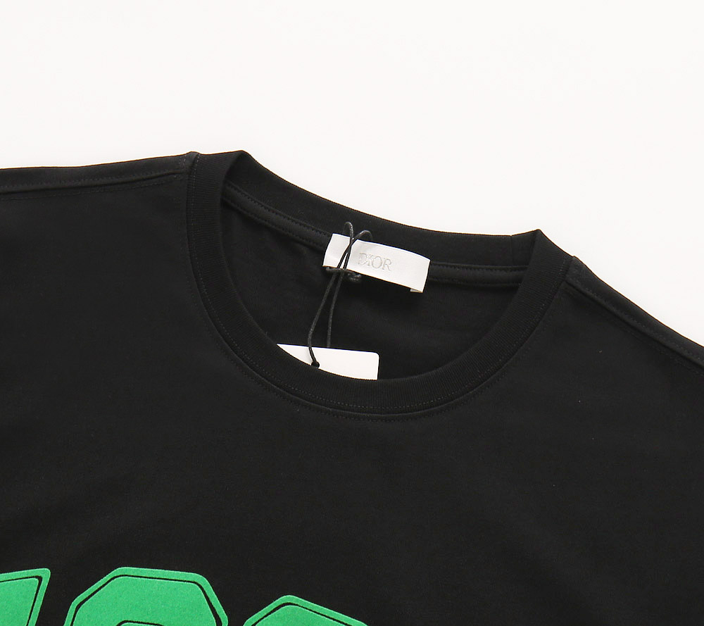 D designSummer New Design Round Neck Unisex Classic T-shirt