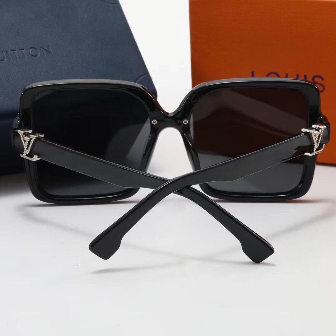 L design  fashion glasses