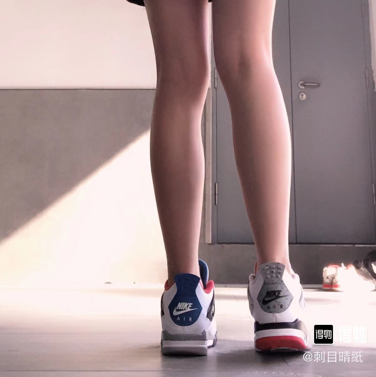 Nike Air Jordan 4 Retro OG Sneakers J4