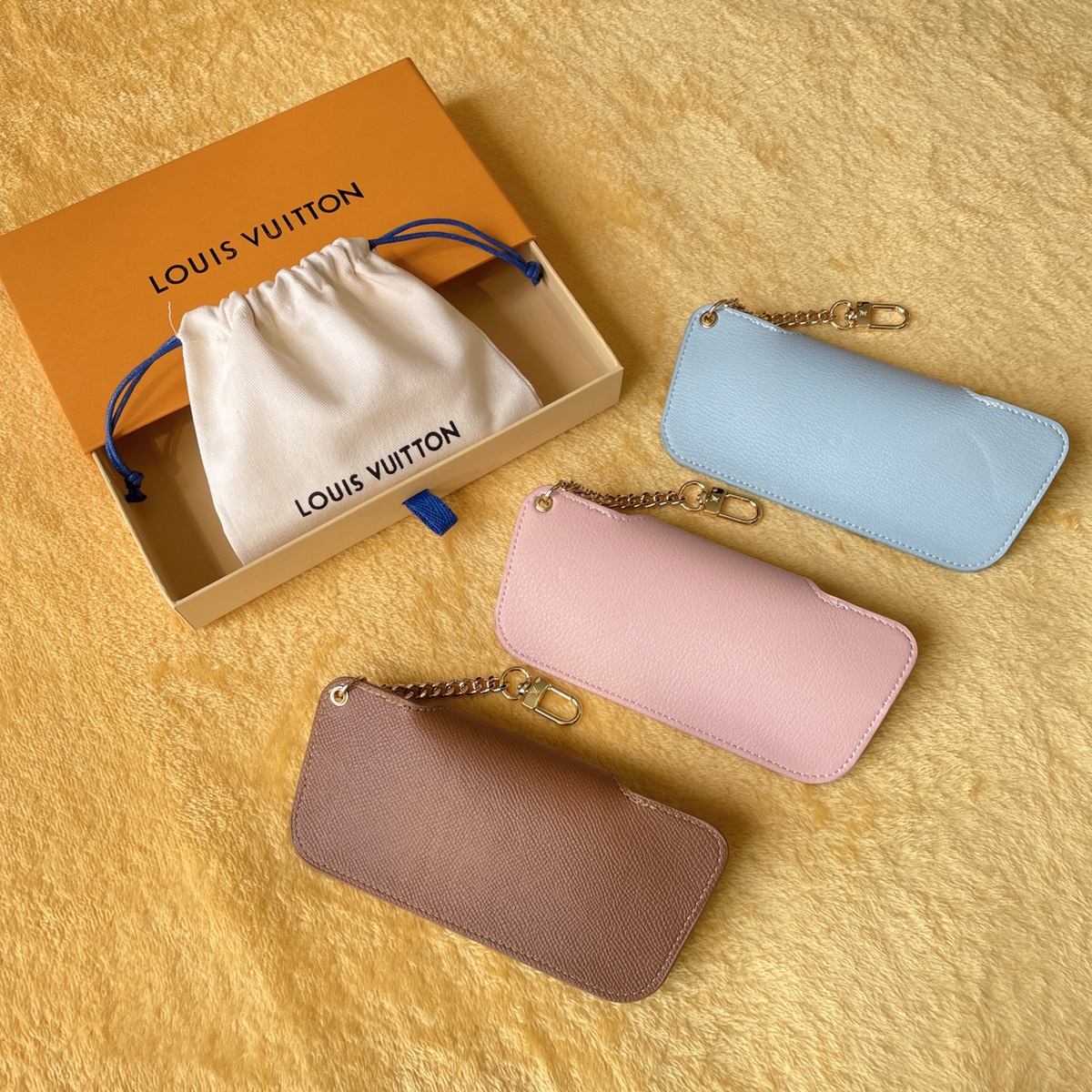 L design  new glasses case