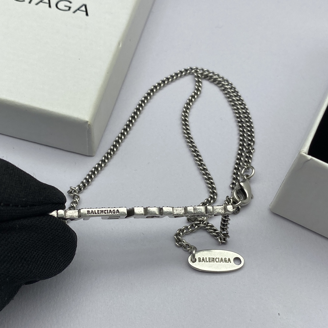 B design  new necklace