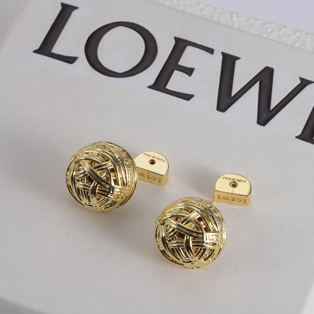 L design  Fashion Earrings