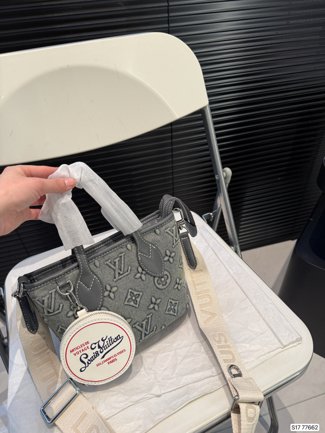 L design mini denim shopping bag