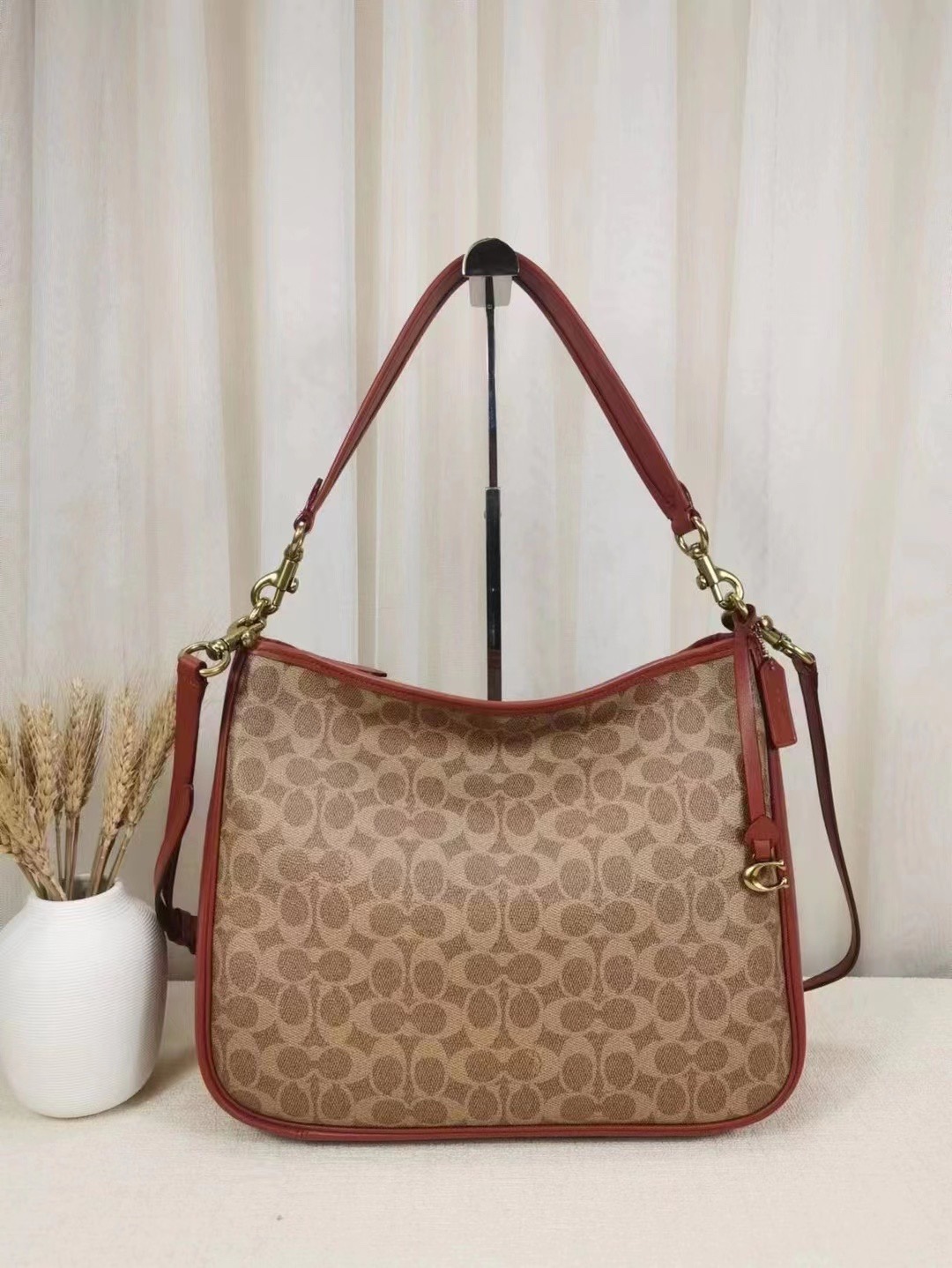 C Design New Monogram Series Leather Tote Bag