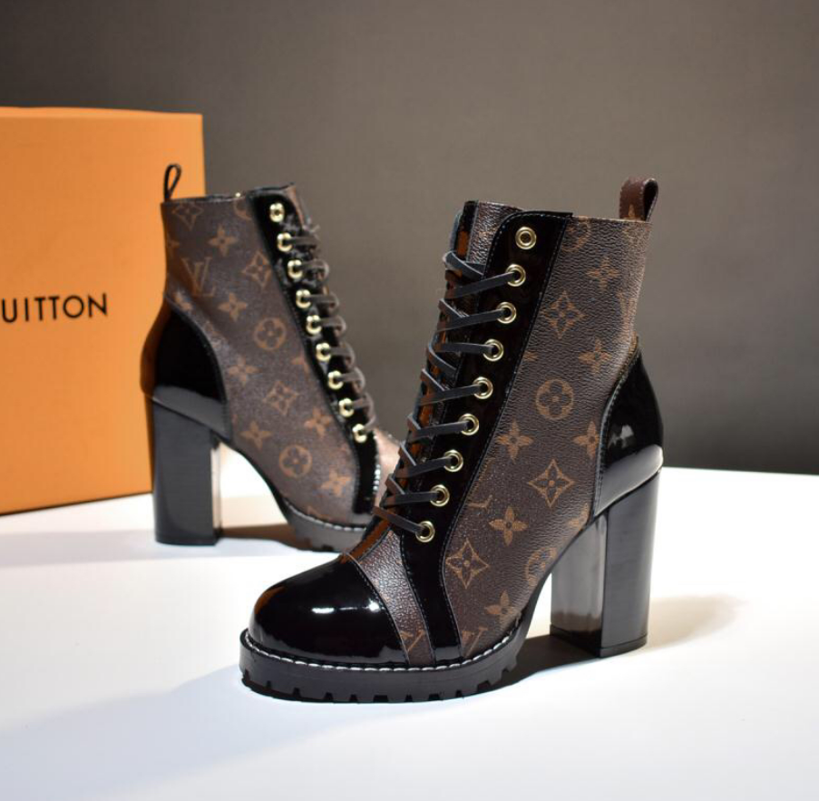 L design  classic high heel Martin boots