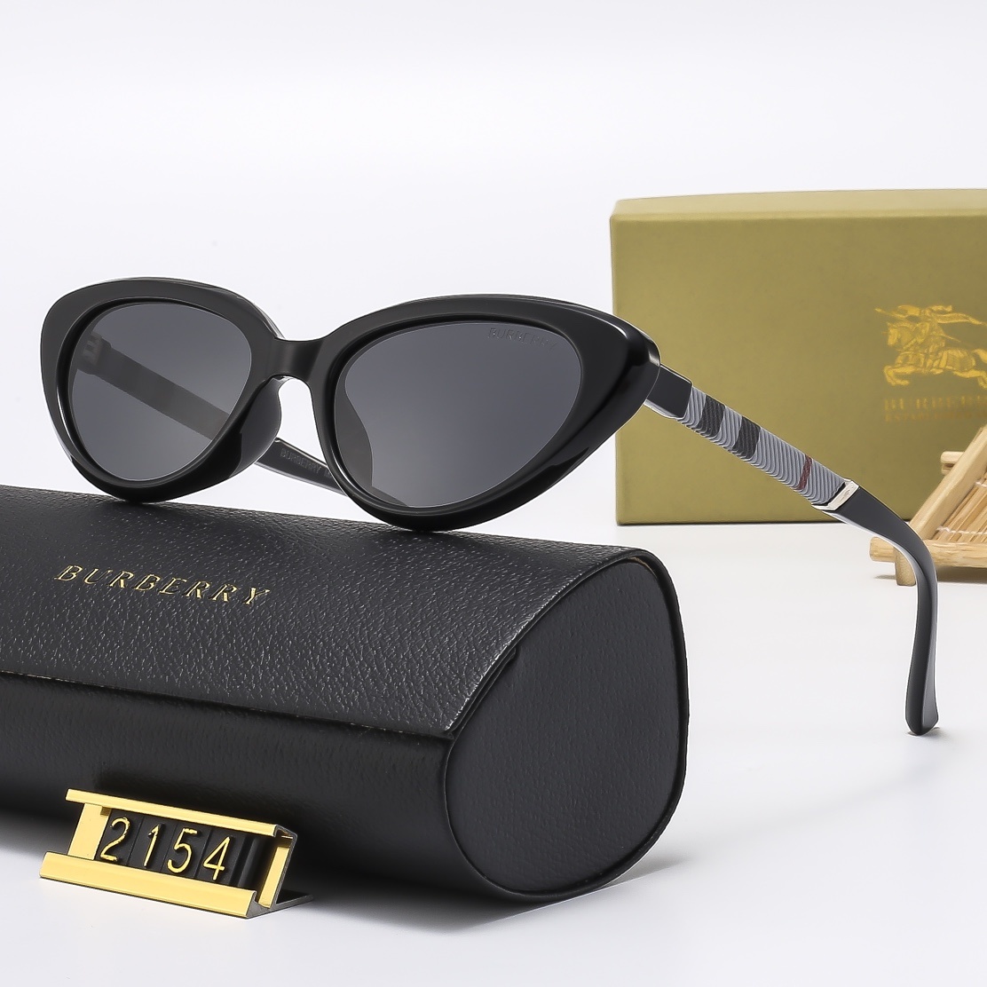 B design Fashion new polarized sunglasses 2154