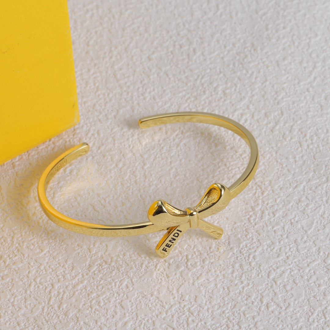 F design  fashion bow bracelet