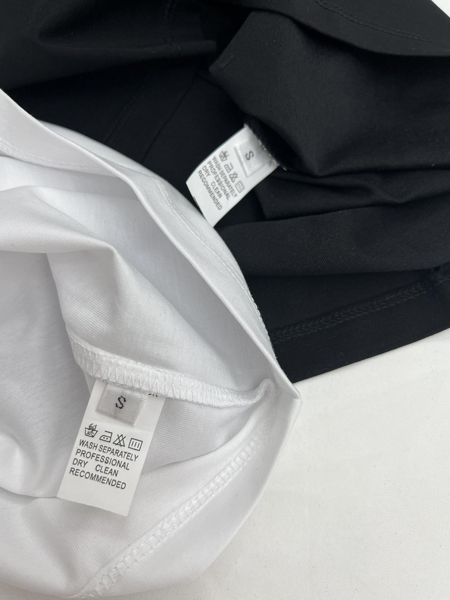 Moco bow slim short sleeves