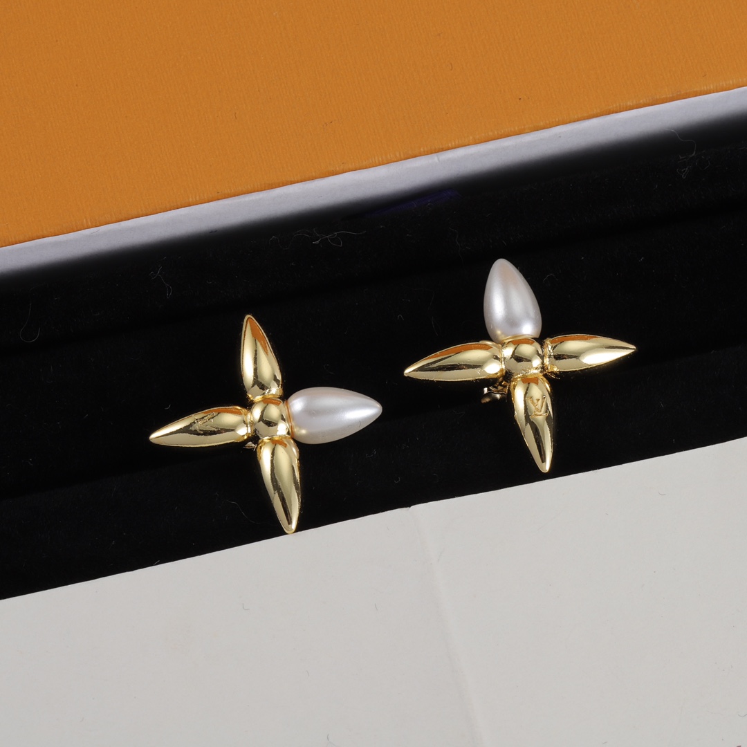 L designclassic flower earrings