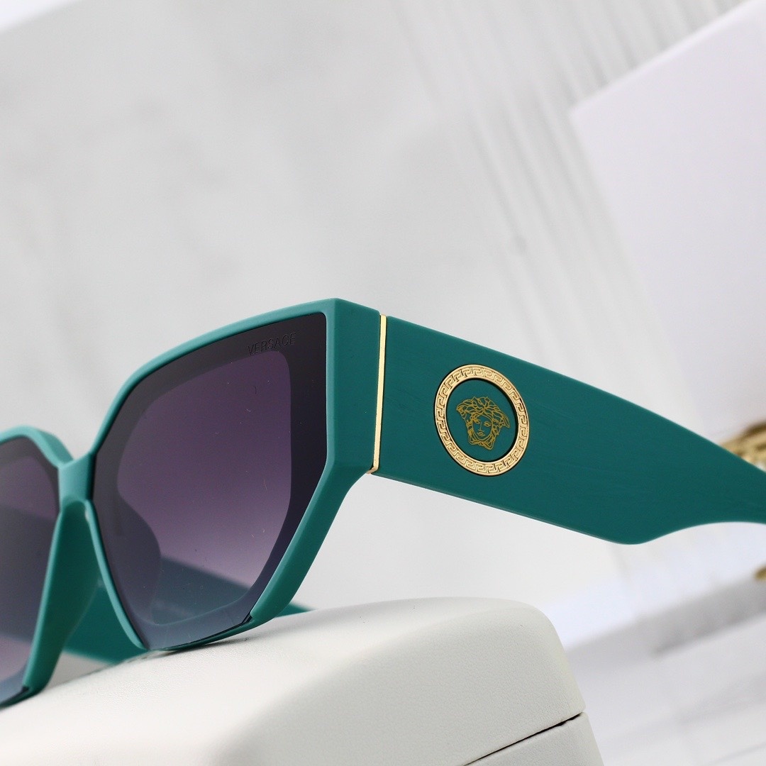 V design Fashion new sunglasses 4330