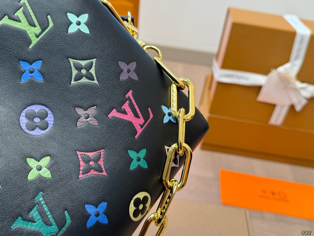 L design cousin crossbody bag