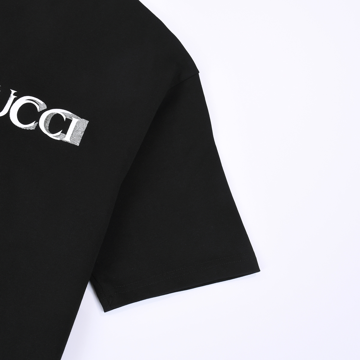 B design  & G design Logo Printed Cotton Comfortable Unisex T-shirt