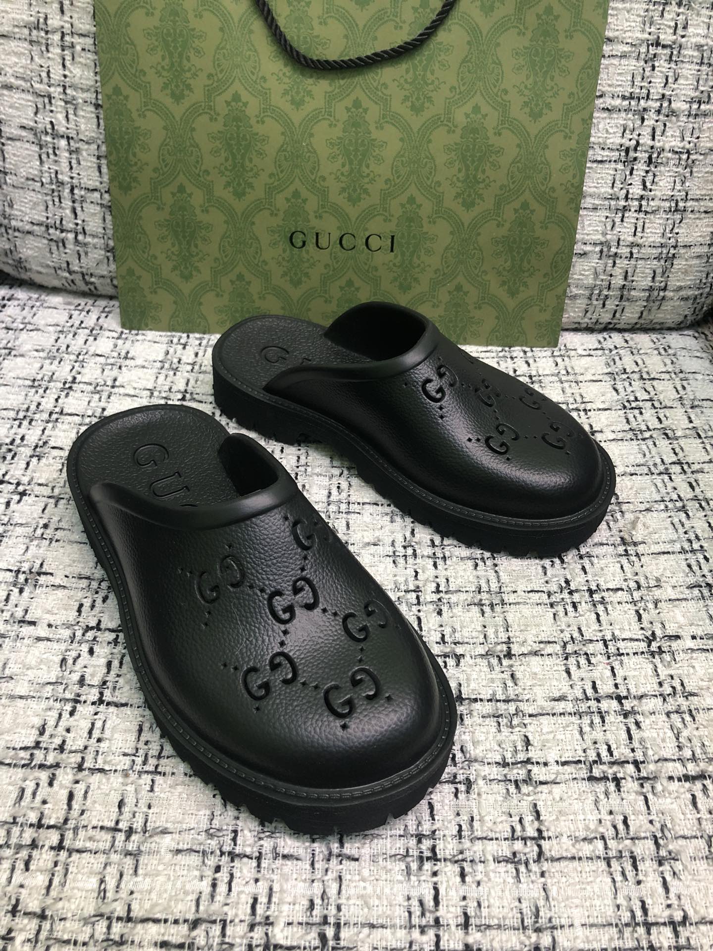 G design engraved sneakers summer beach sandals casual hole slides slippers