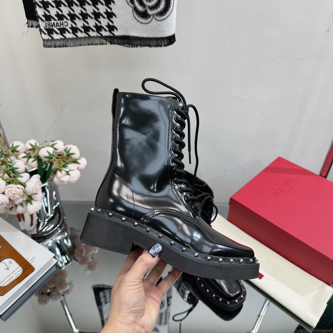 V stylerivets 2023 autumn and winter must-have new lace-up short boots