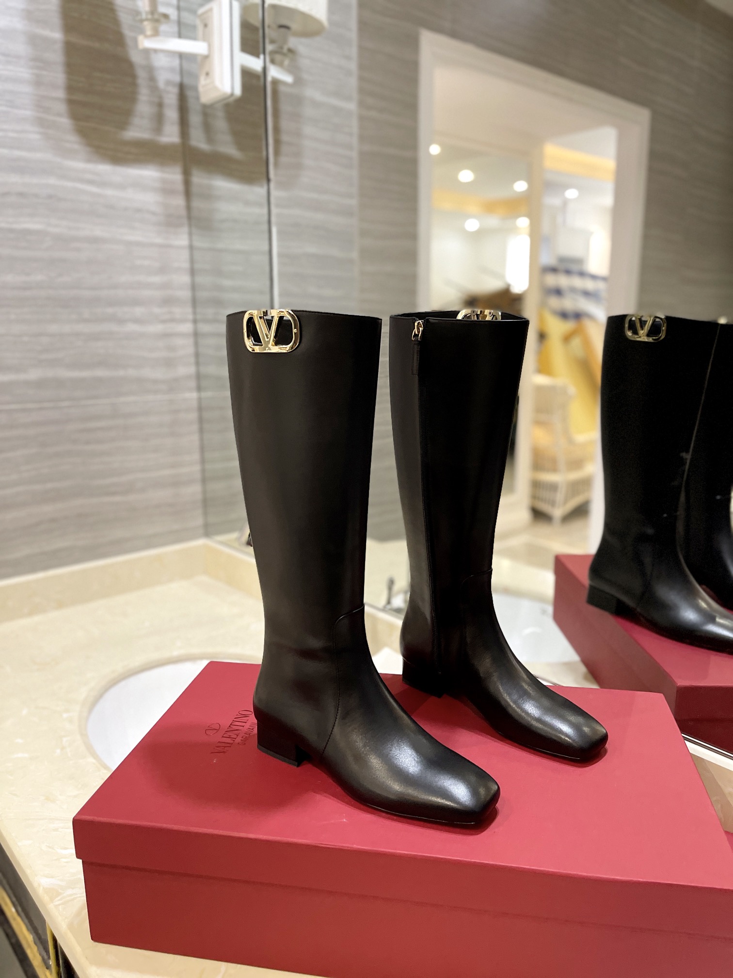 V design  autumn and winter long boots