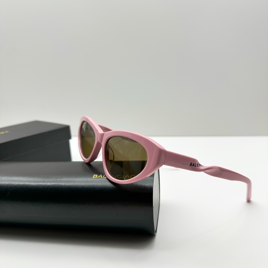 B design  fashion glasses