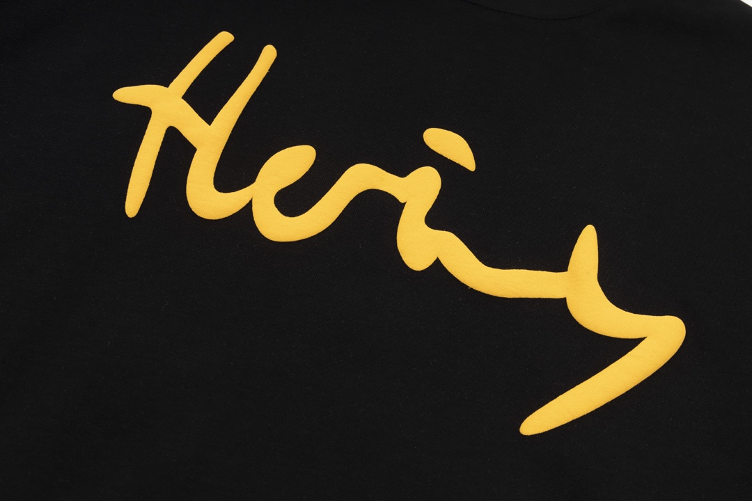 Hermes Summer Spring New Design Golden Logo Printed Fashion and Leisure Unisex T-shirt