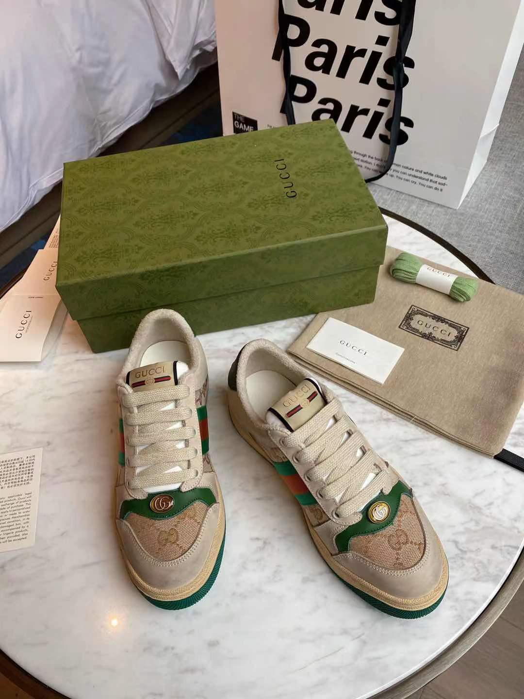 G design  fashionable sports style sneakers