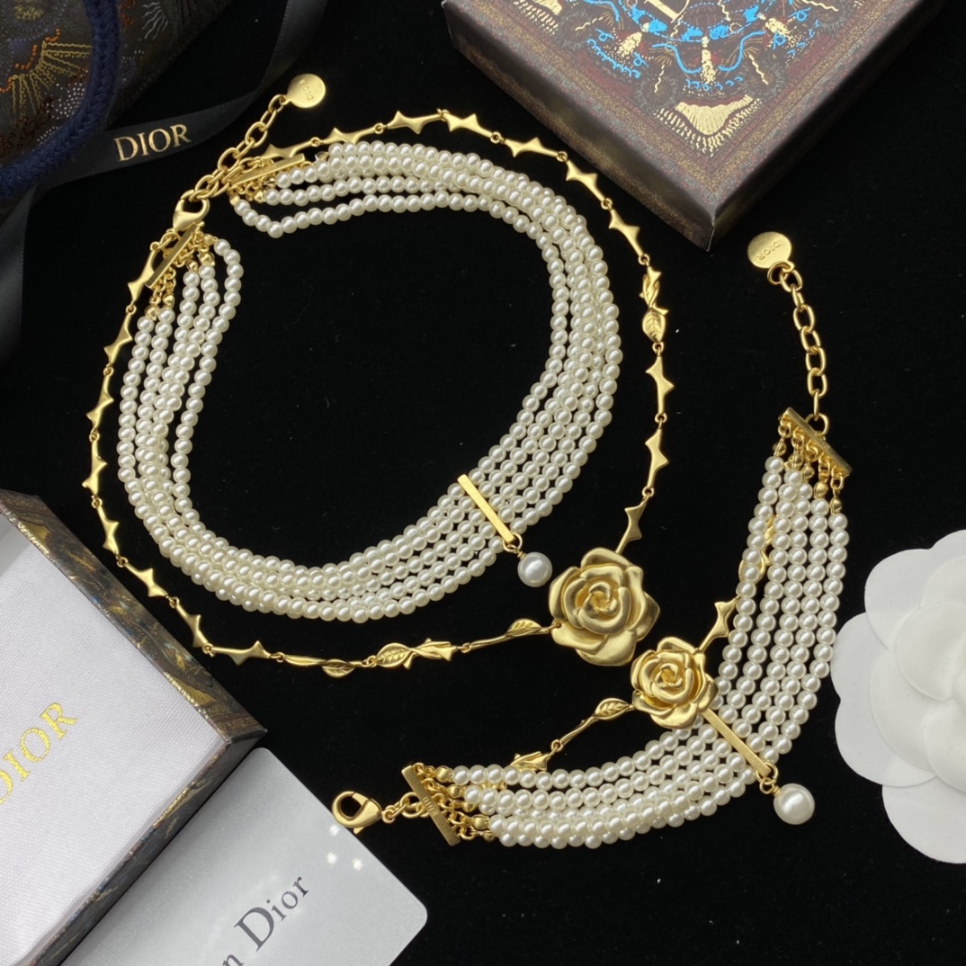D design  New Pearl Flower Vintage Set Necklace