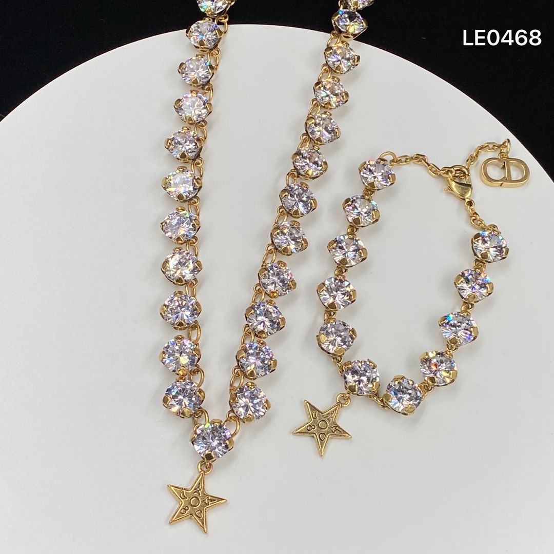 D designFashion Rhinestone Necklace Set