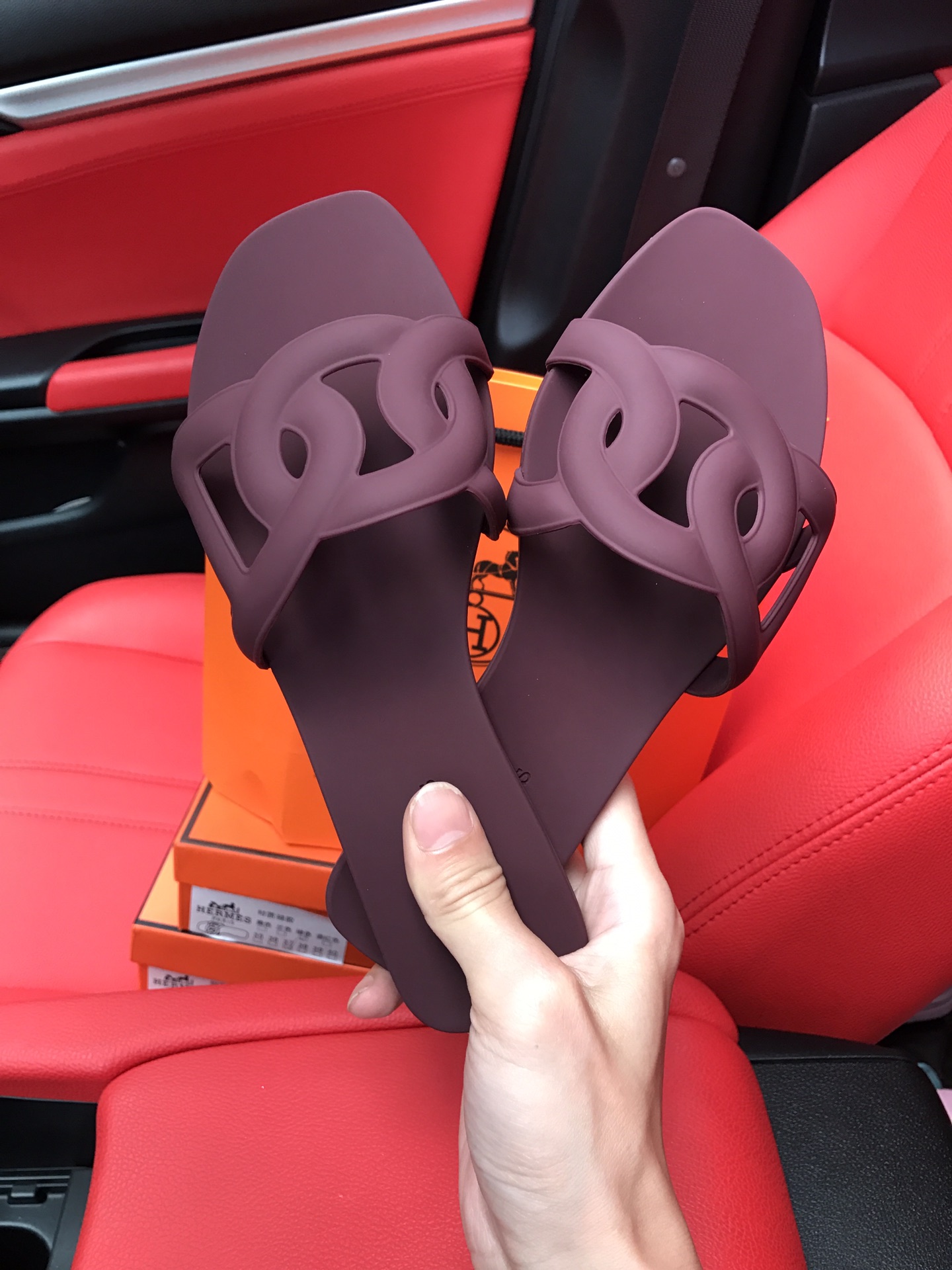 Hermes Latest Pig Nose Anchor Chain Strip Classic Slippers