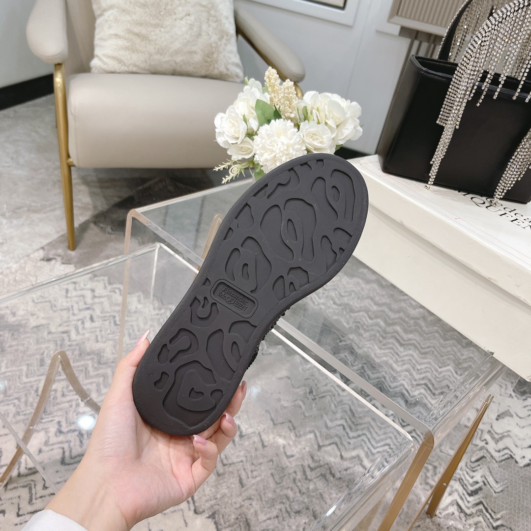MCqueen design Hot style Rhinestone sneakers Full sizes available